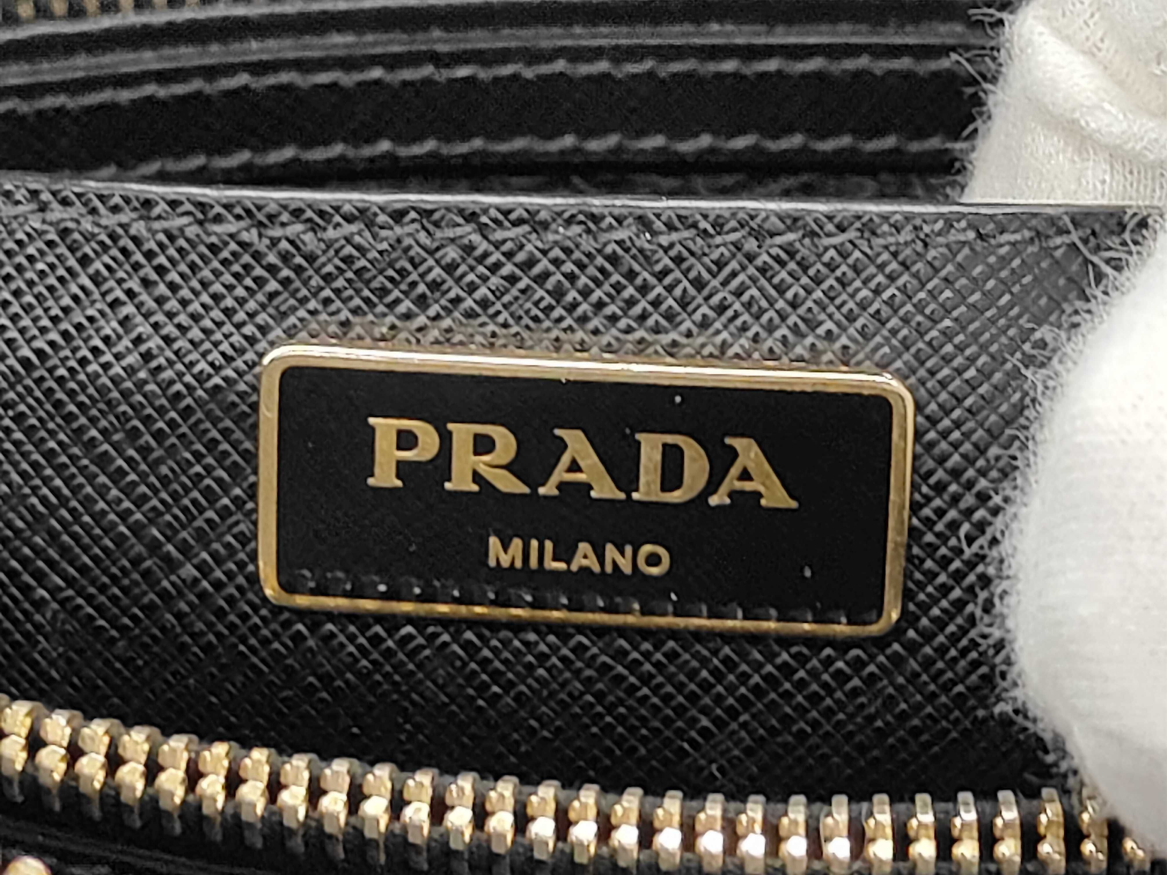 Saffiano Dome-shaped Handbag Black Handbag — view 12