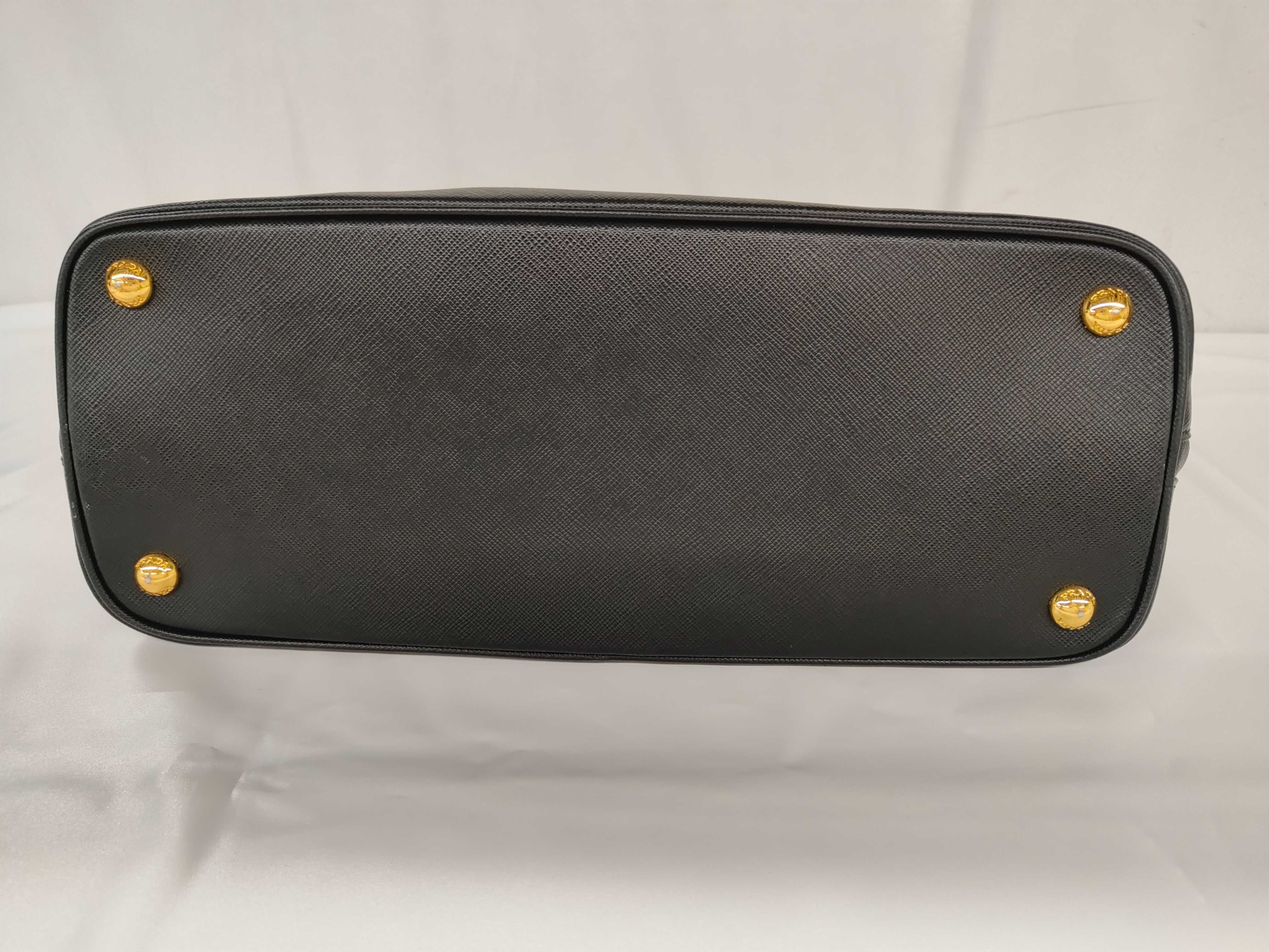 Saffiano Dome-shaped Handbag Black Handbag — view 8