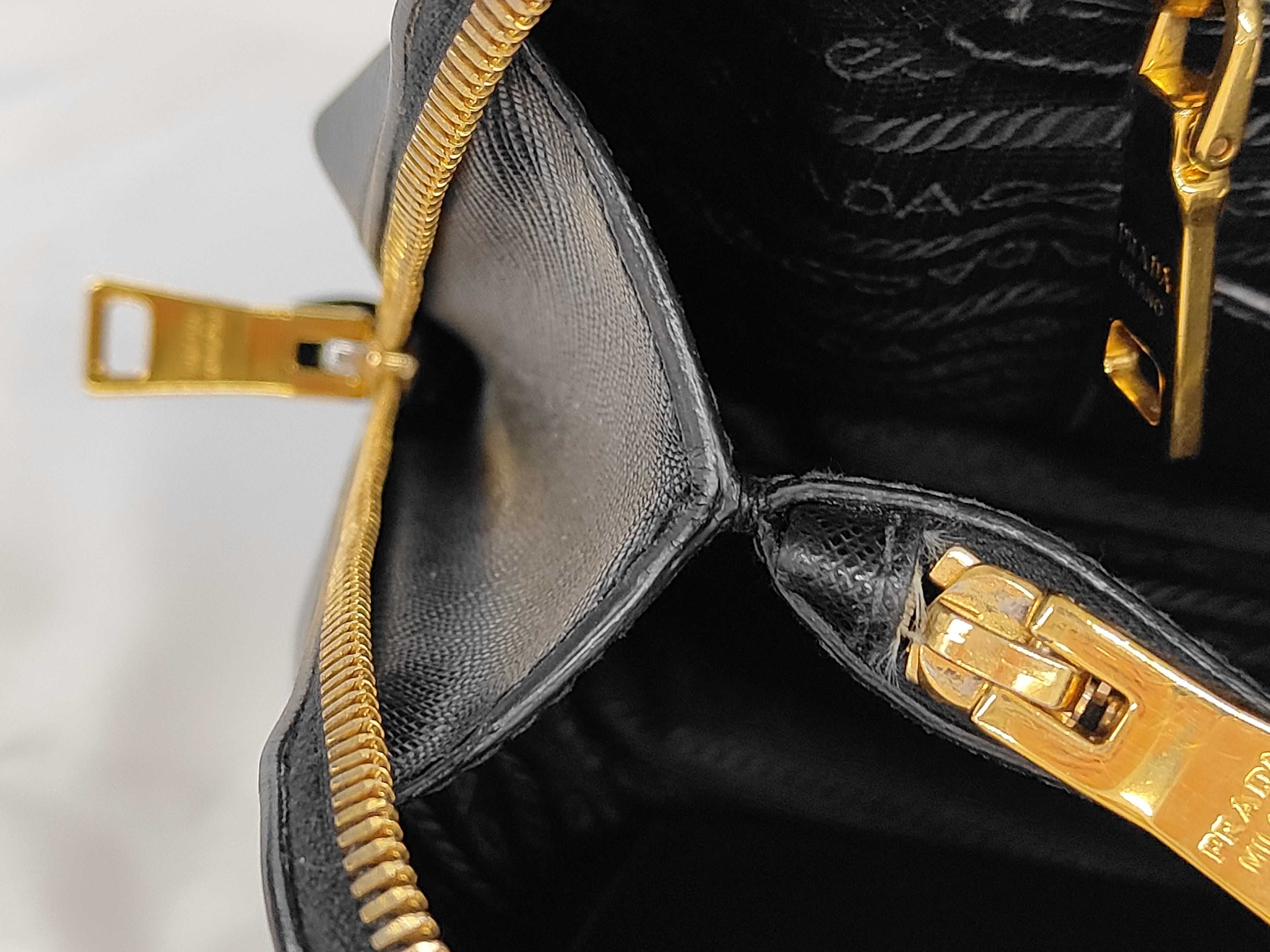 Saffiano Dome-shaped Handbag Black Handbag — view 9