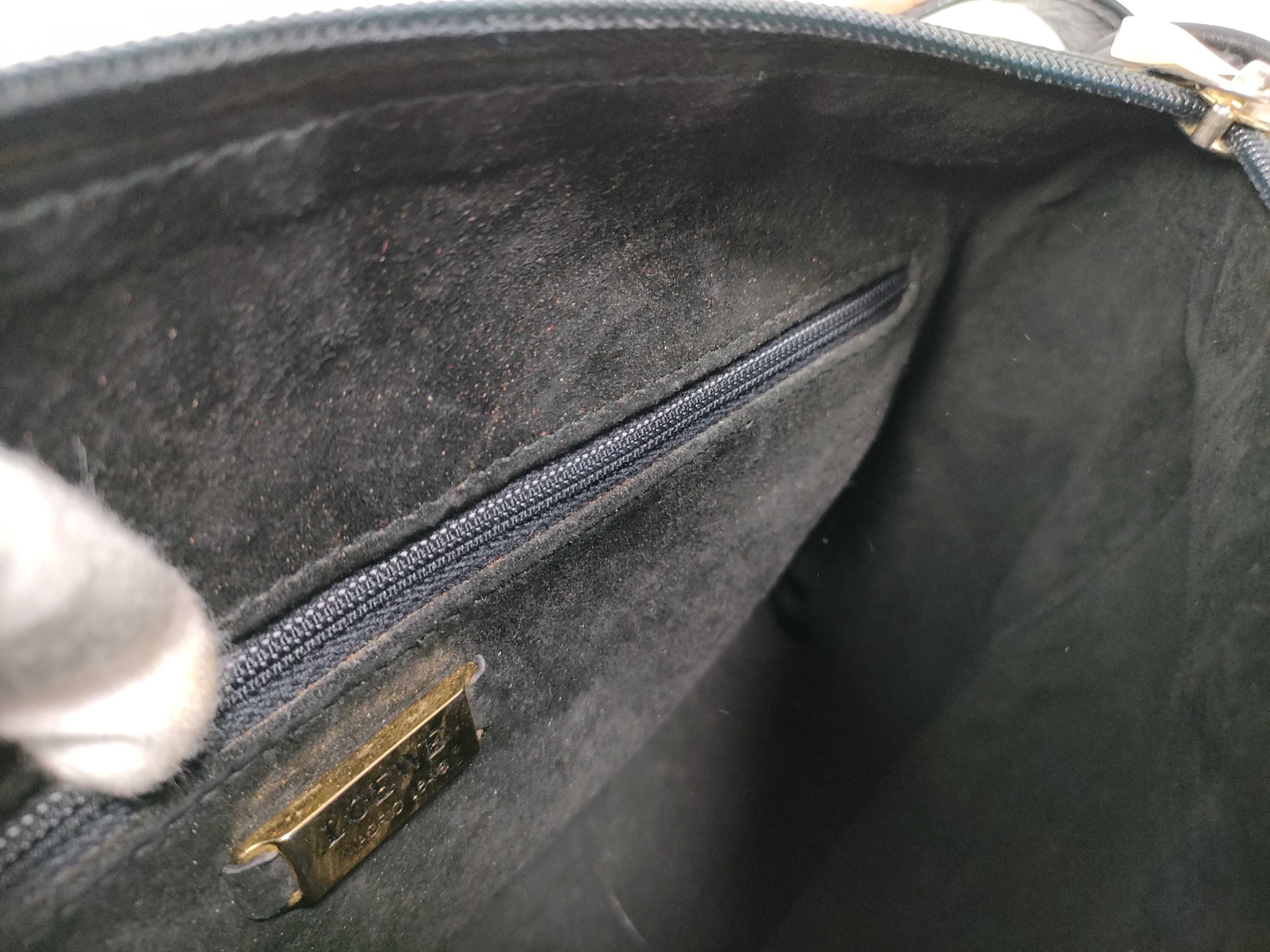 Leather x Crocodile Embossed Shoulder Bag — view 15