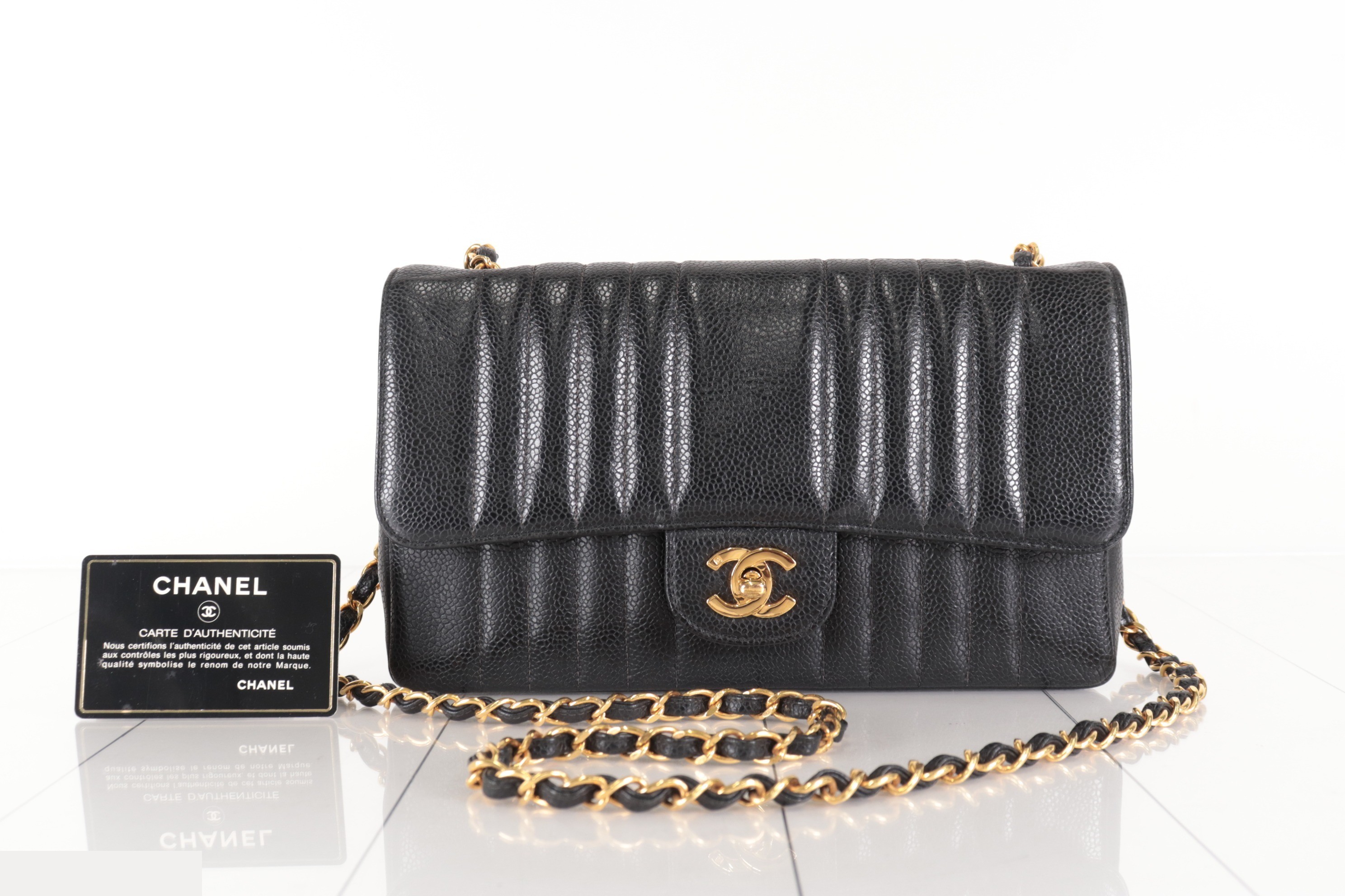 Caviar Chain Shoulder Bag, Unit 2