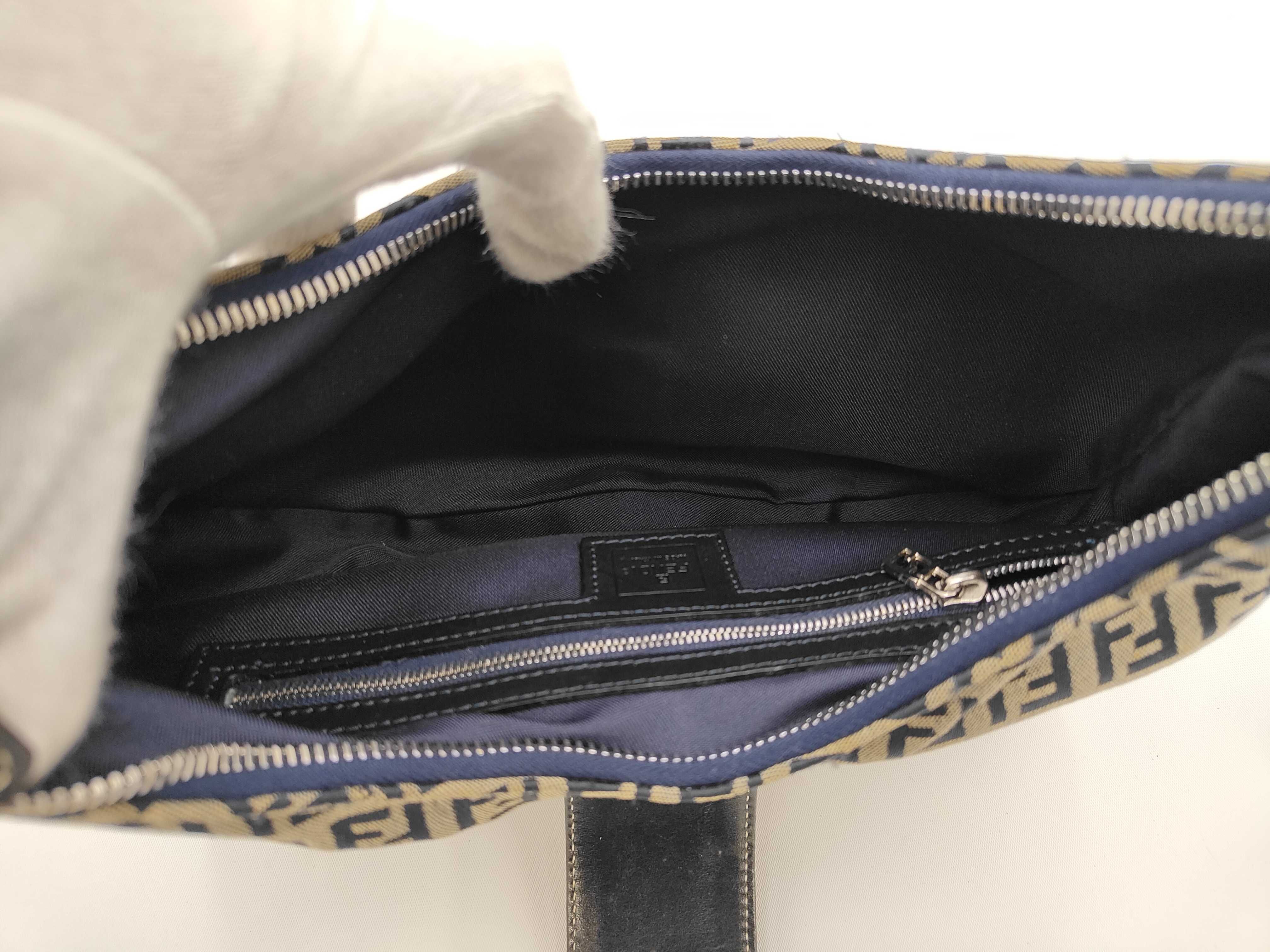 Zucchino Shoulder Bag — view 9
