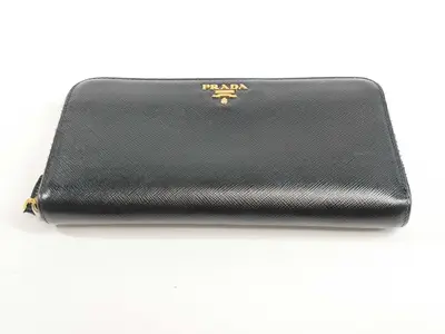 1ML506 Saffiano Round Zip Long Wallet, Black