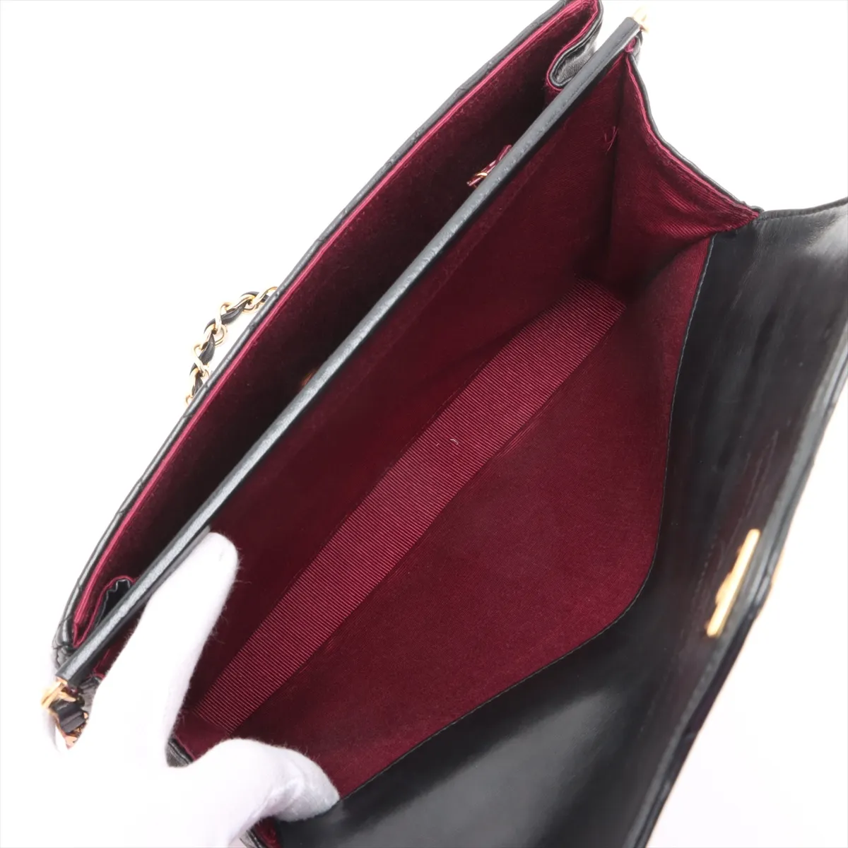 Matelasse Lambskin Chain Shoulder Bag Black Gold Hardware — view 7
