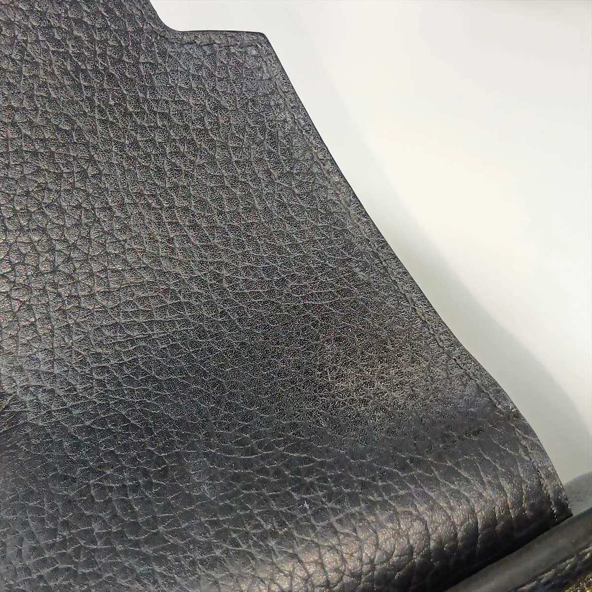 Taurillon Capucines BB - Black — view 15