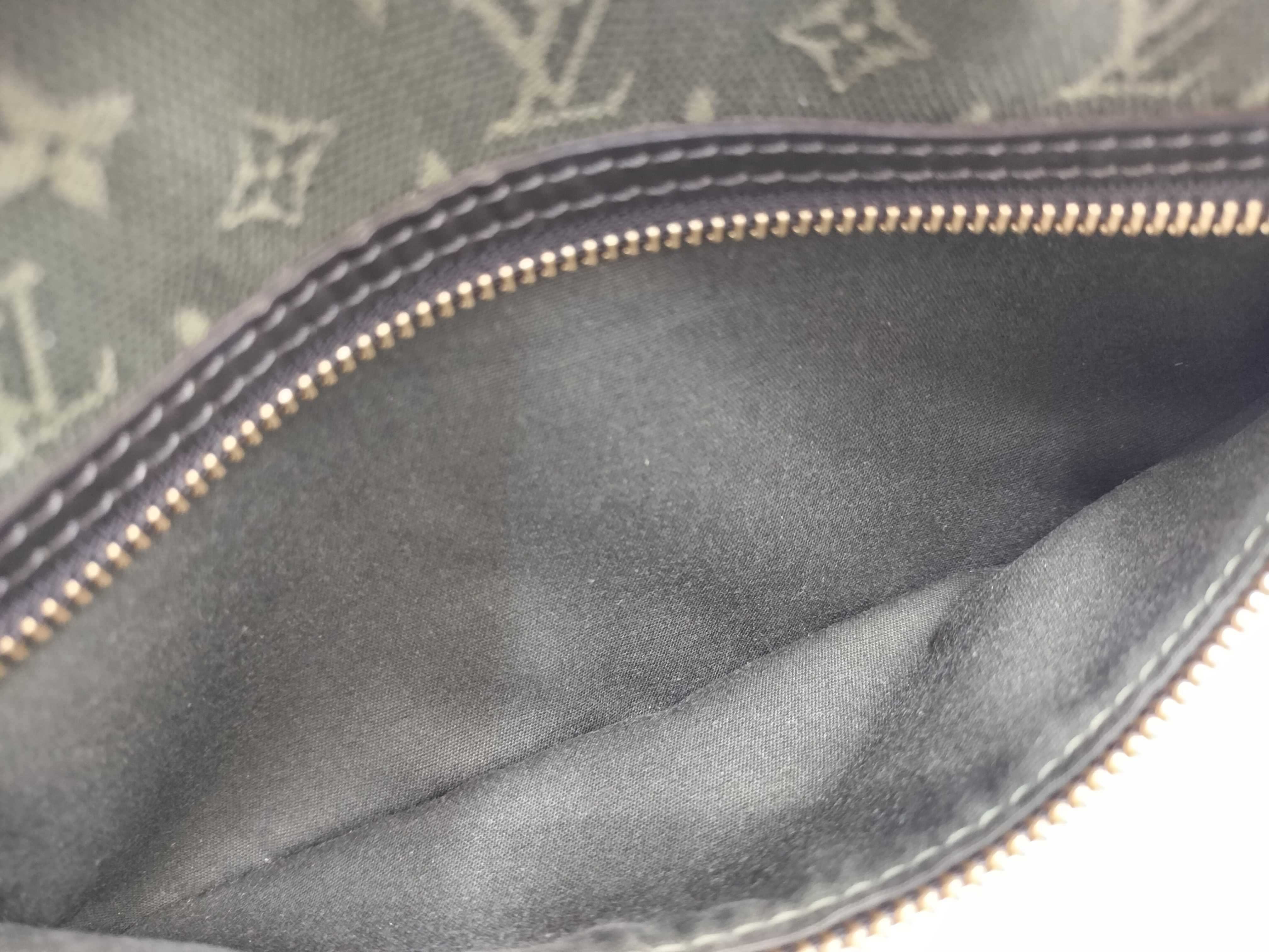 Monogram Mini Louis Vuitton Mini Lucille M92682 Handbag — view 15