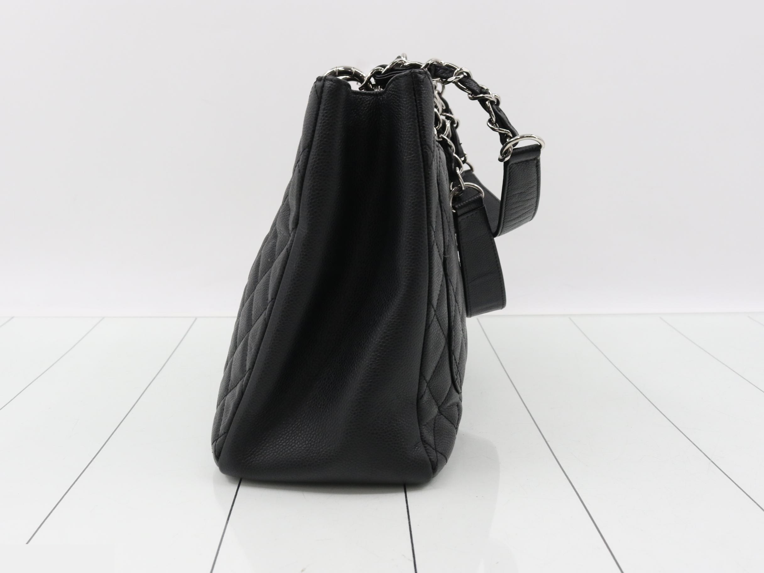 GST Caviar Skin Chain Tote, Black — view 3