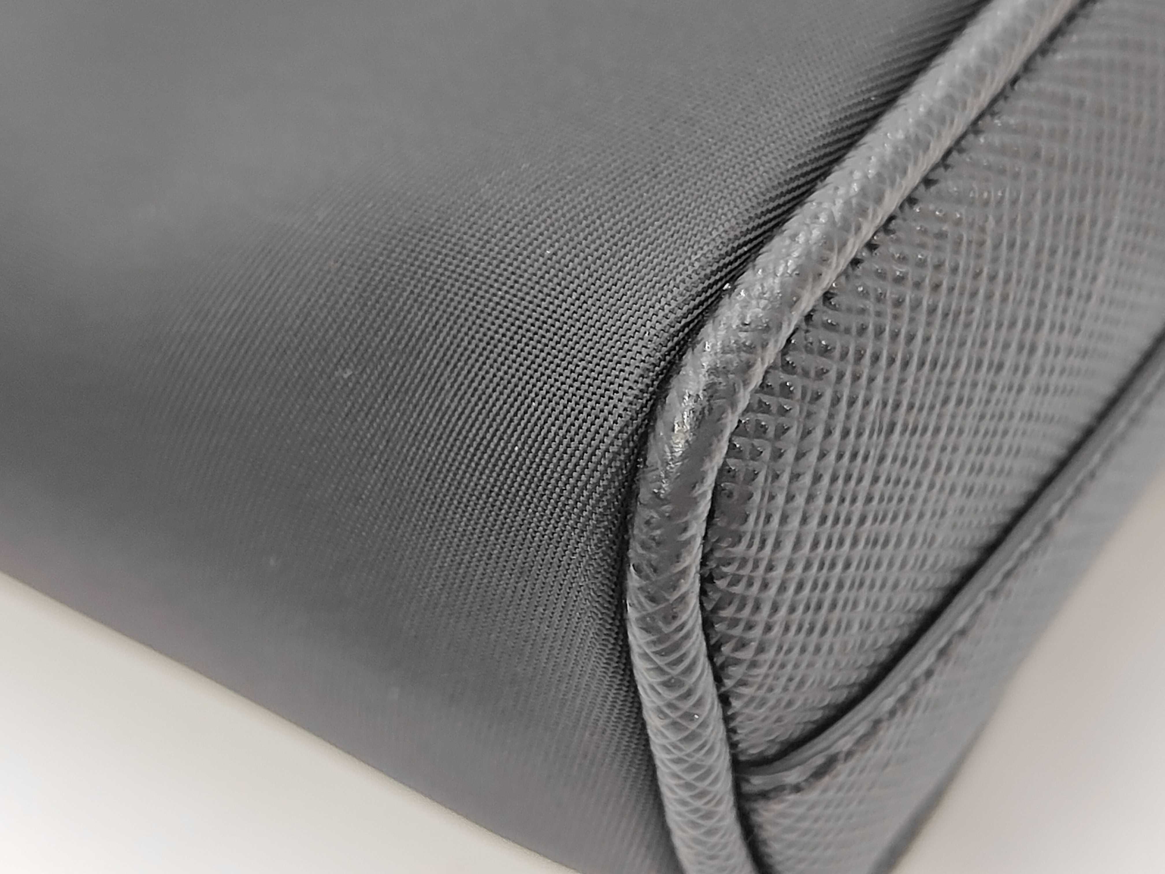 camera shoulder bag — view 6