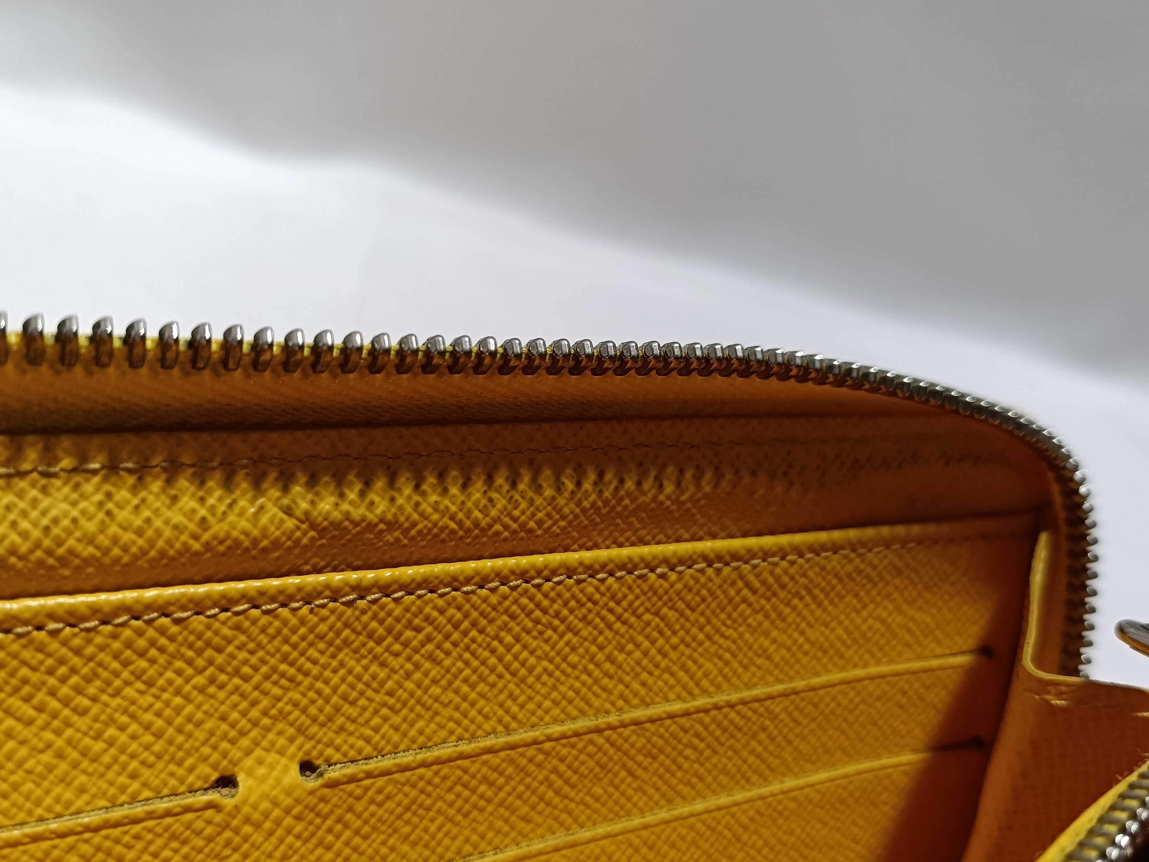 Epi Zippy Wallet — view 10