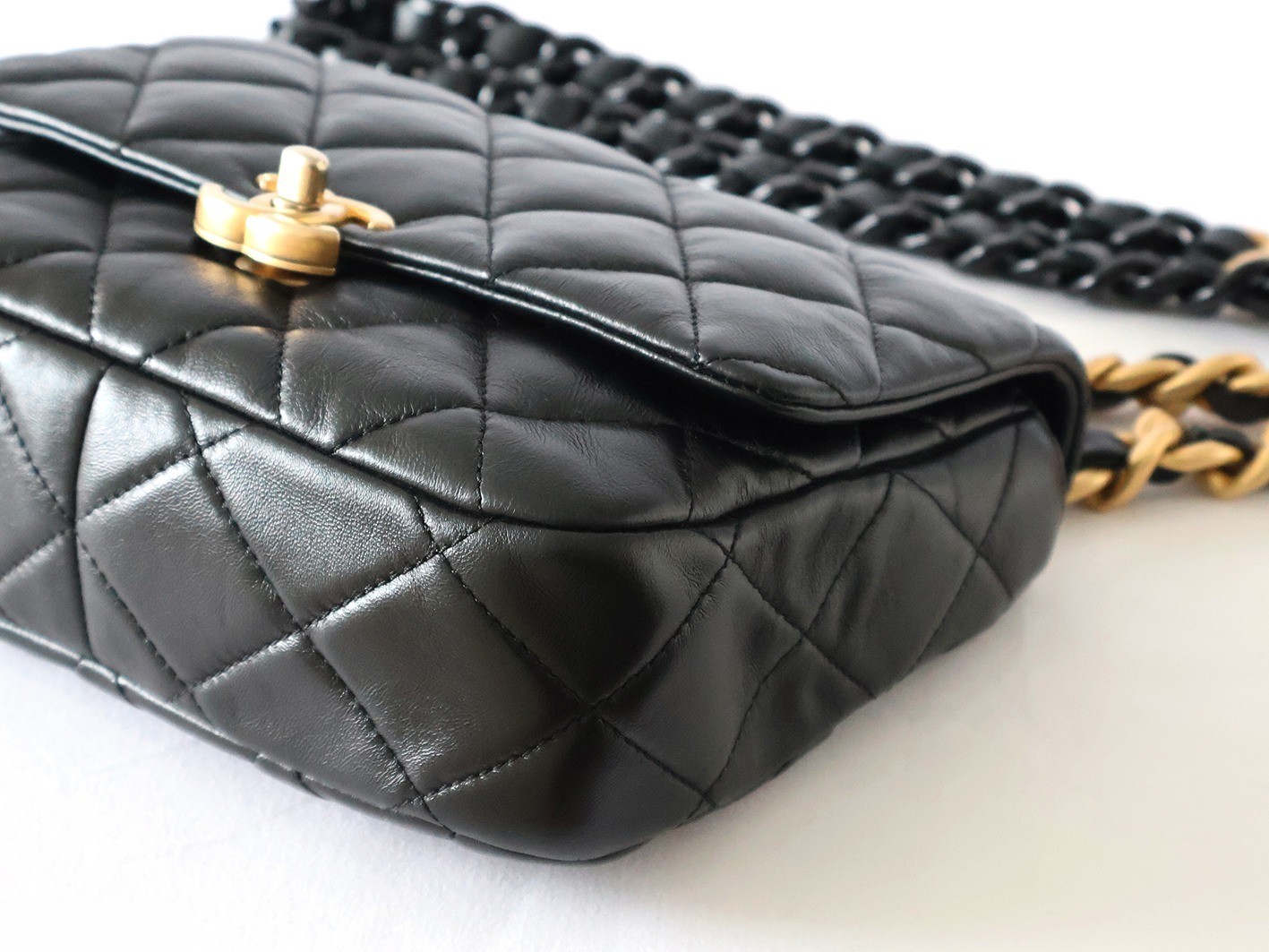 Matelassé Lambskin Chain Shoulder Bag, Black — view 4