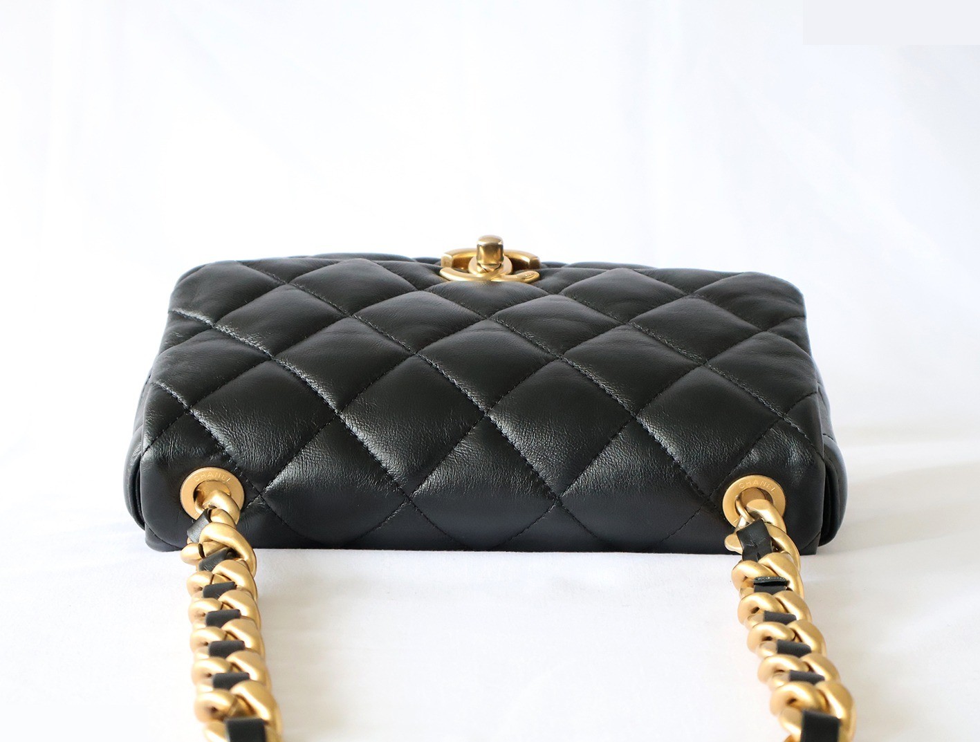 Matelassé Lambskin Chain Shoulder Bag, Black — view 5