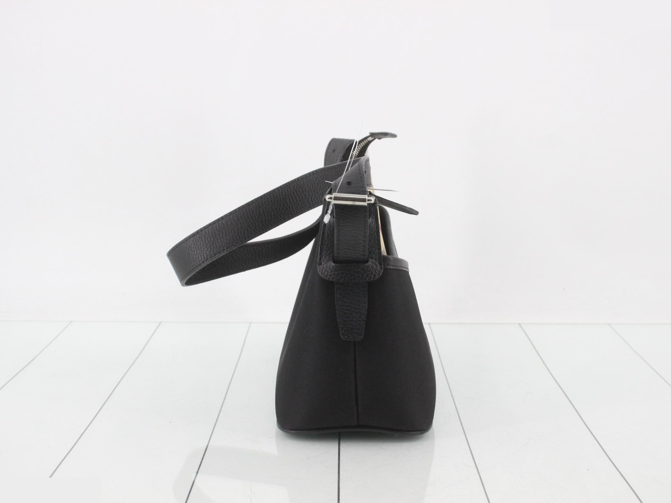 Other lines: Nova Check bags and shoulder bags — view 4