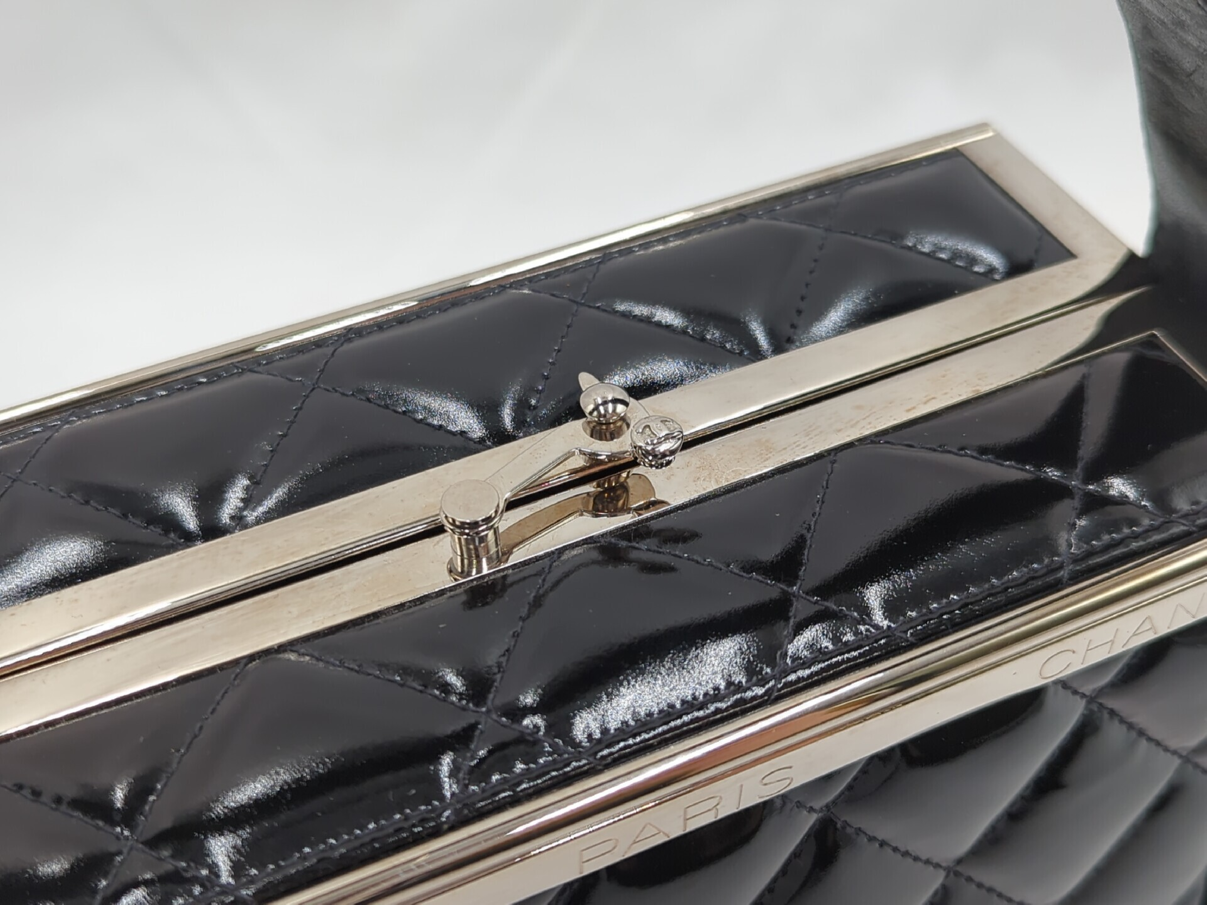 Enamel Vanity Handbag (Series 4) — view 9