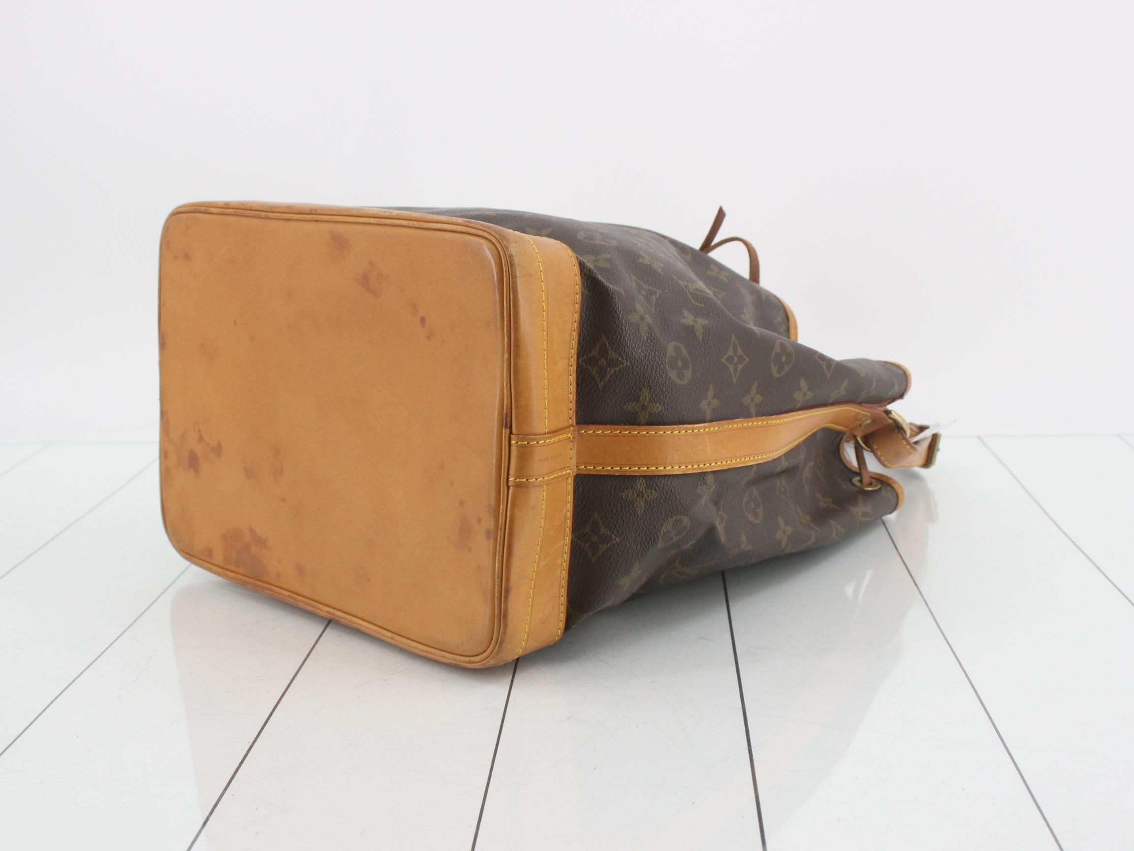 Noe Monogram Shoulder Bag — view 6