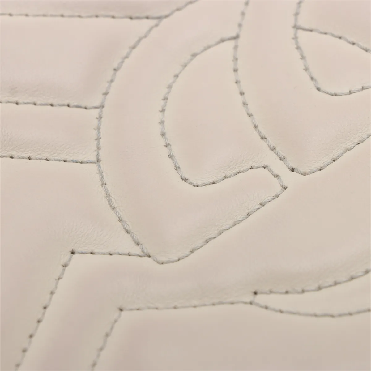 GG Marmont Leather Chain Shoulder Bag White 47632 — view 10