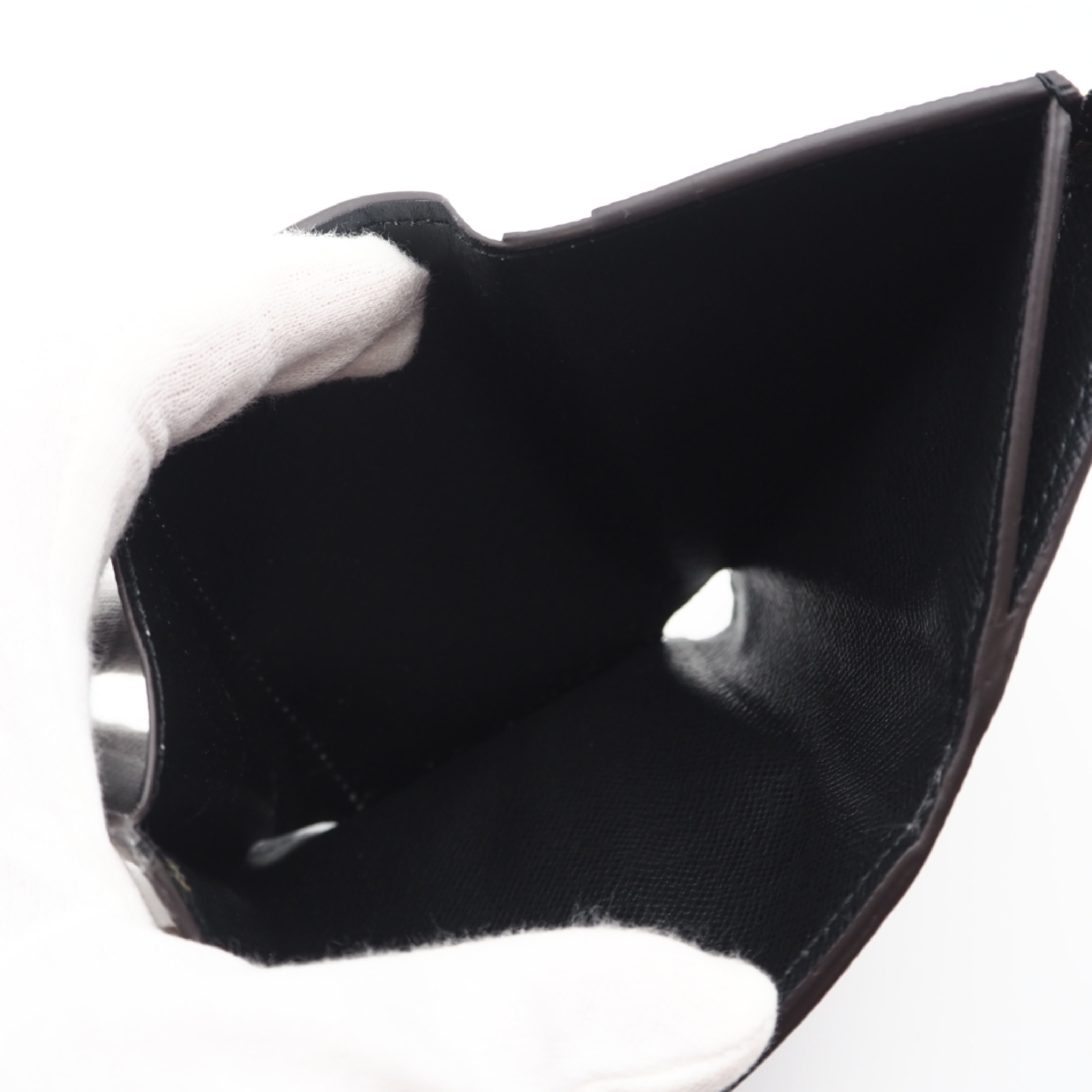 M80725 Reverse Portefeuille Zoé Wallet with Dust Bag and Box — view 11