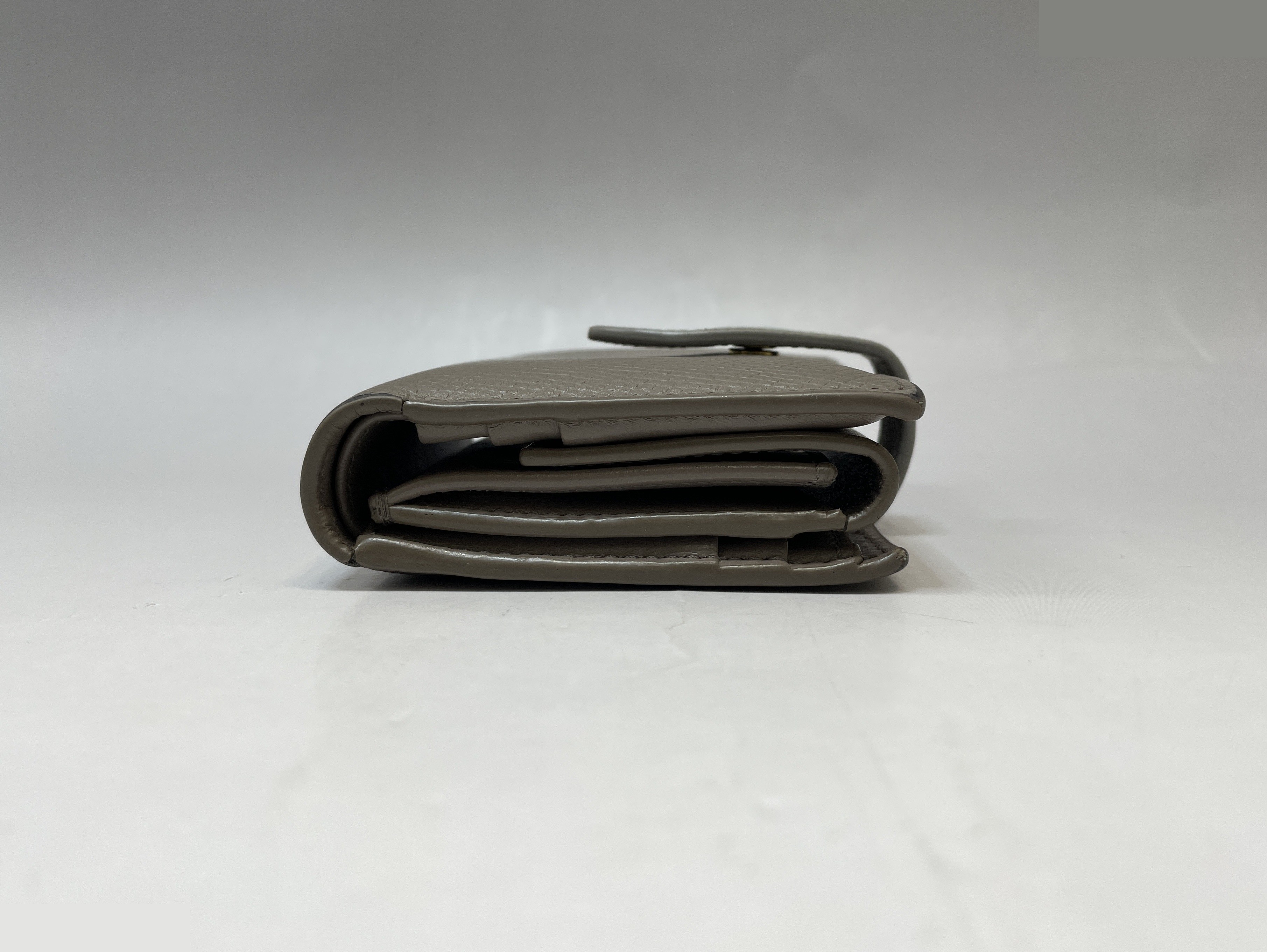 Small strap wallet, bi-fold wallet, greige — view 5