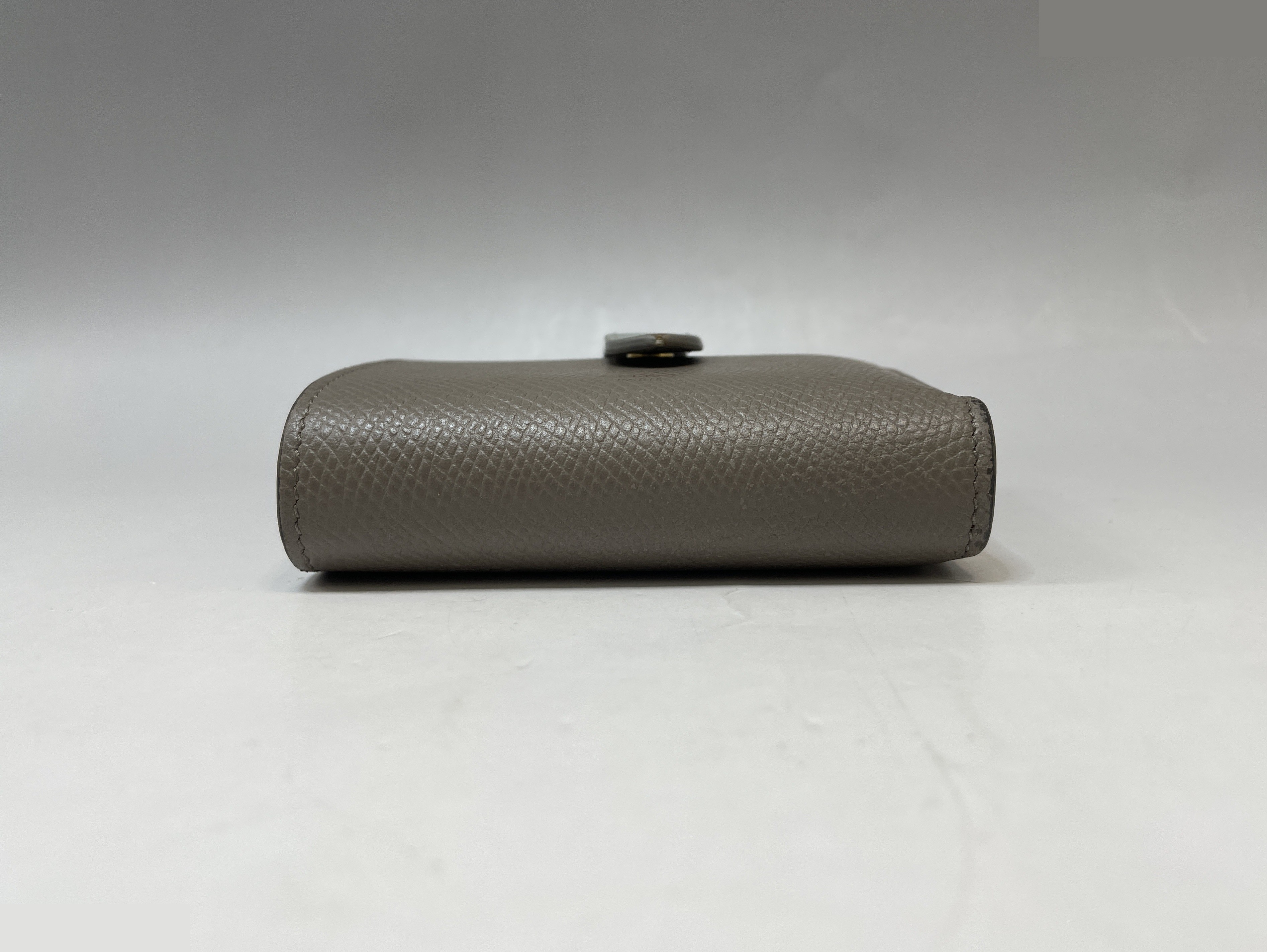 Small strap wallet, bi-fold wallet, greige — view 7