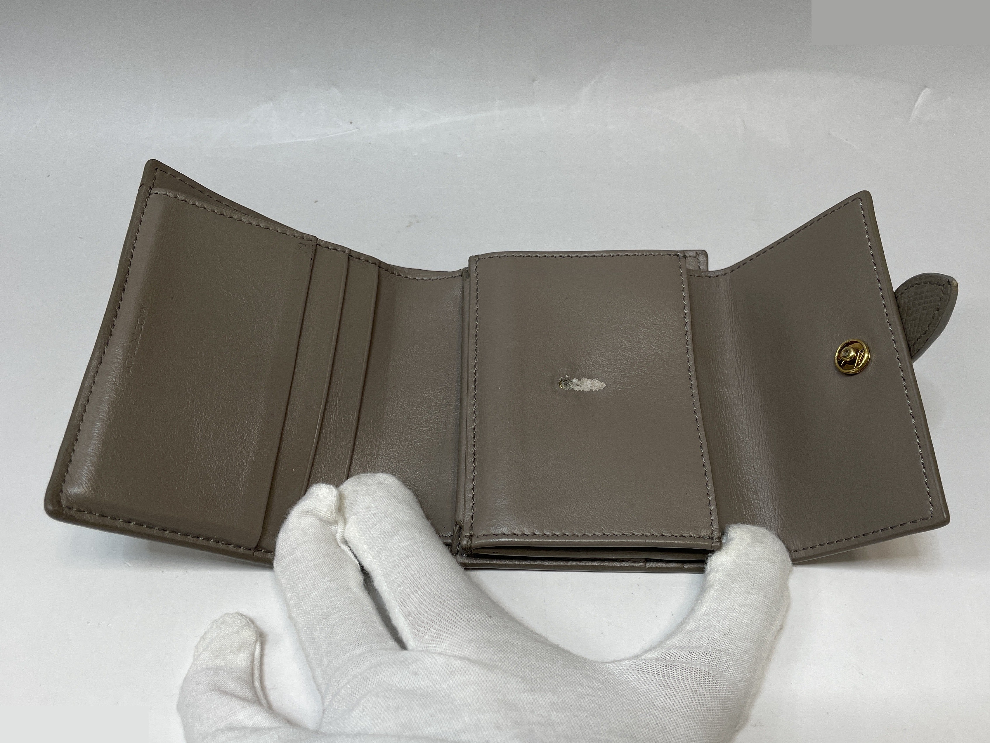 Small strap wallet, bi-fold wallet, greige — view 10