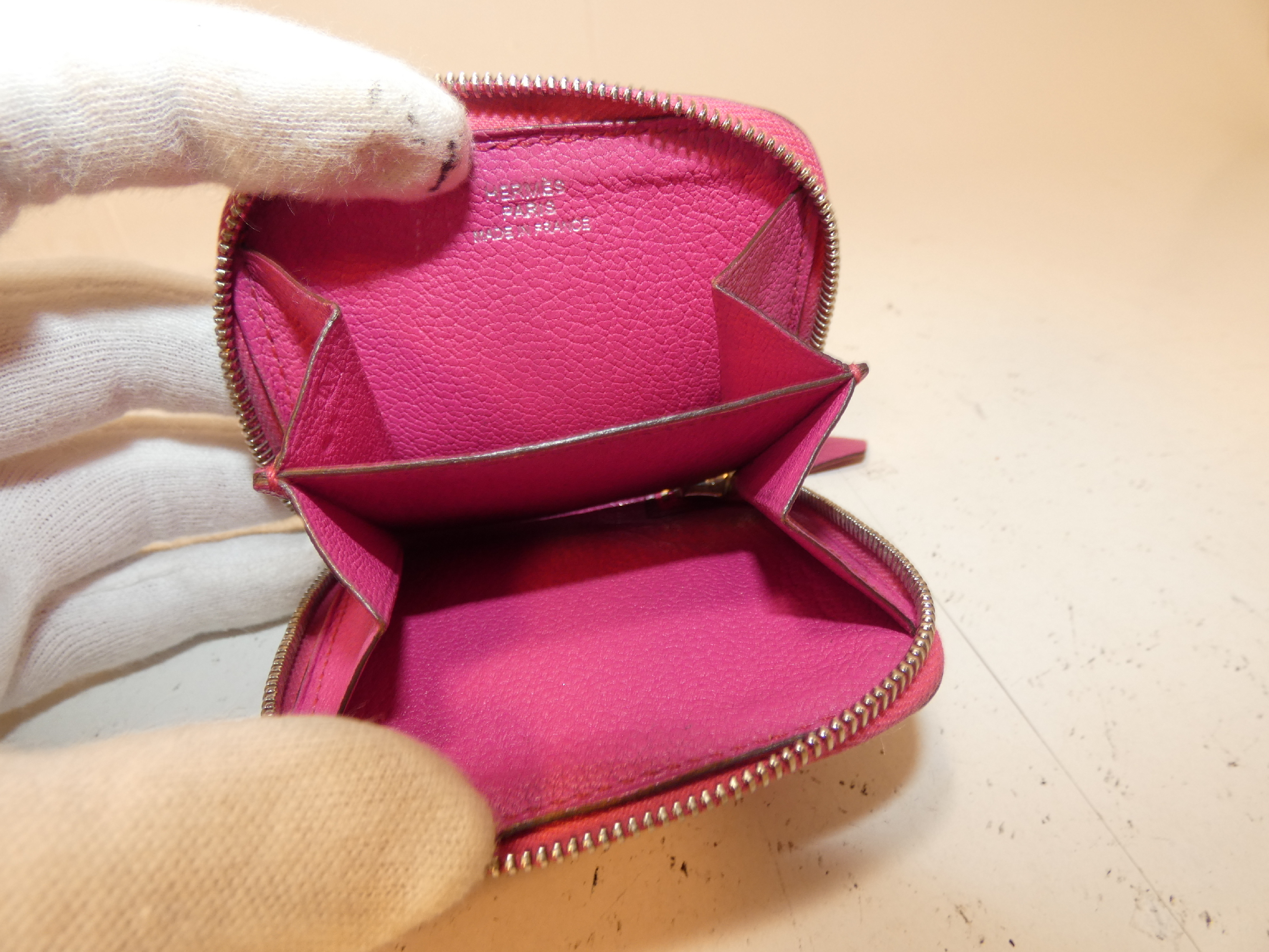 Azap Compact Leather Coin Case — view 6