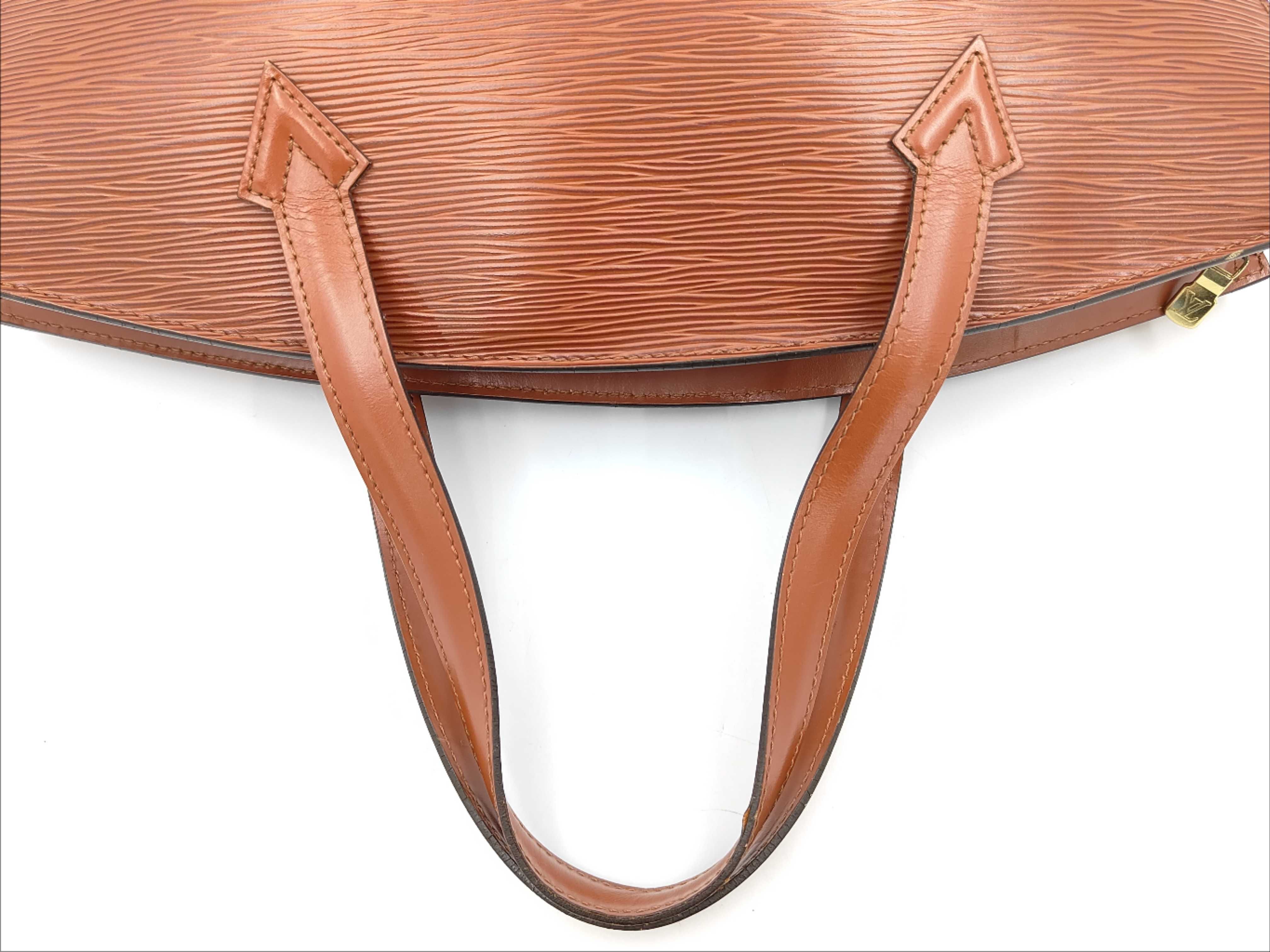 LV handbag — view 3