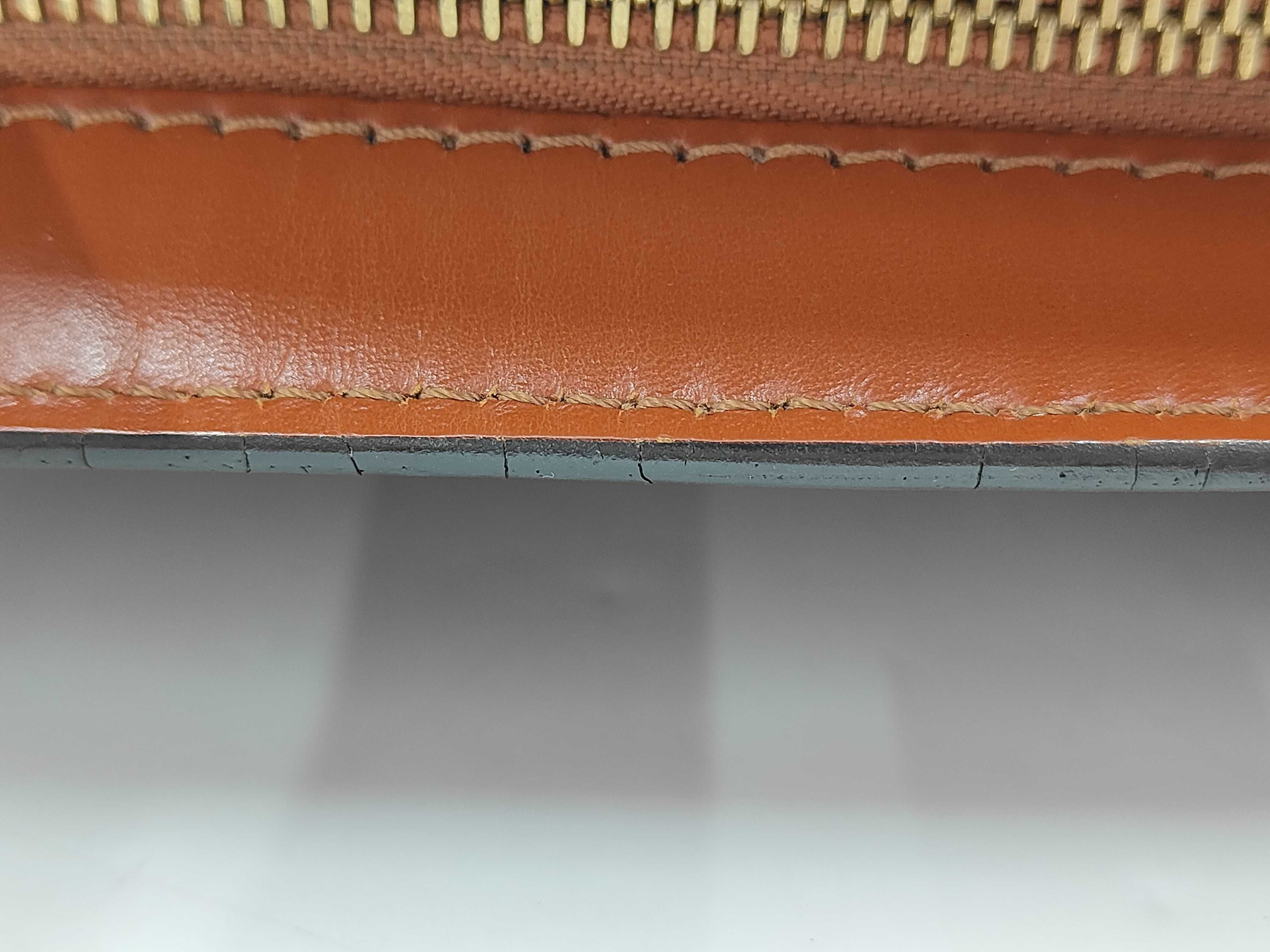 LV handbag — view 8