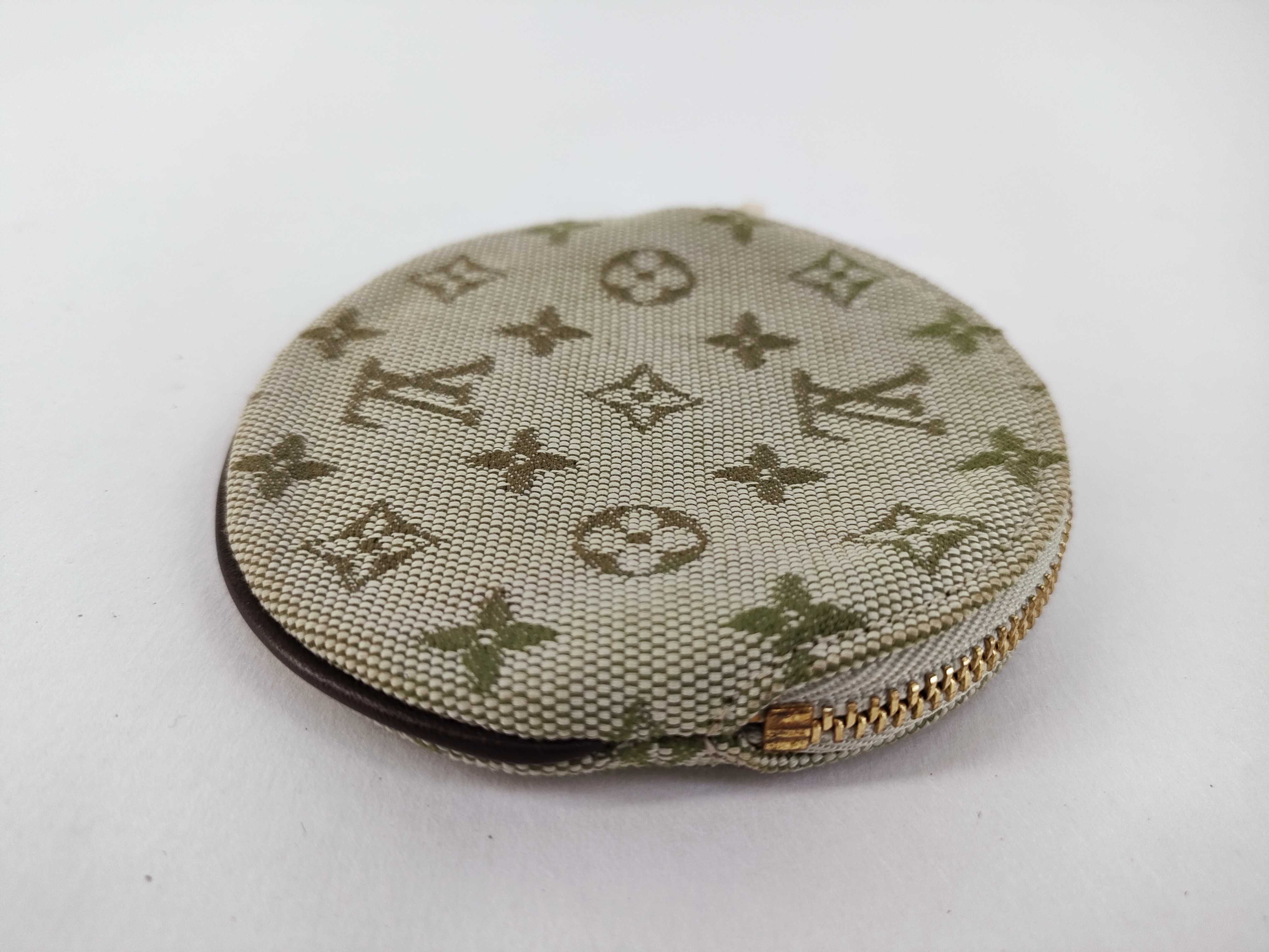 Monogram LV Monogram Mini Portemonnaie Rond Coin Case Green Coin Case — view 4