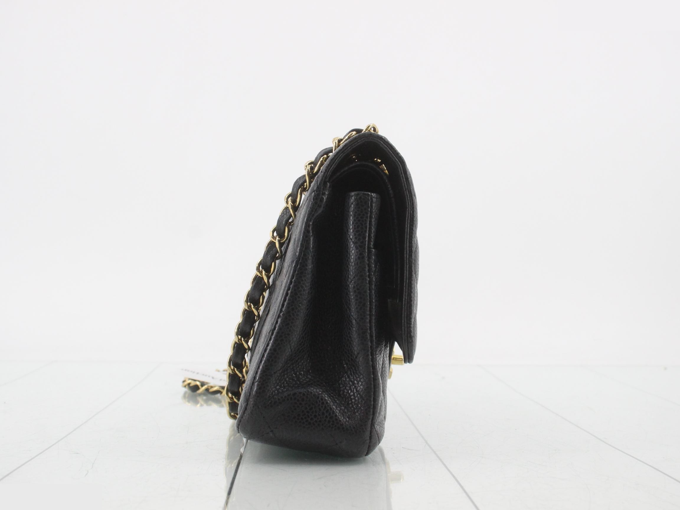 Caviar Double Flap 25 Chain Shoulder Bag Seal — view 4