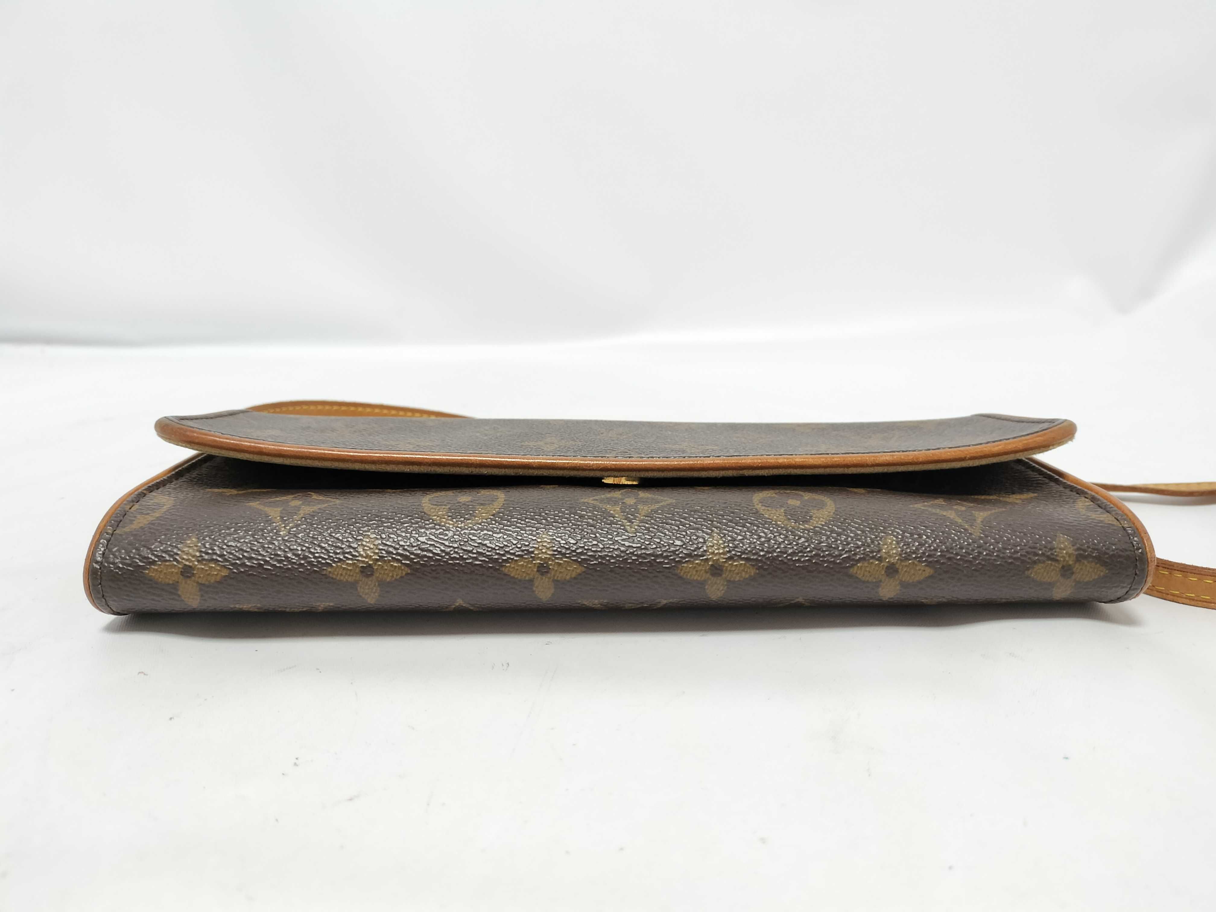 Monogram — view 6