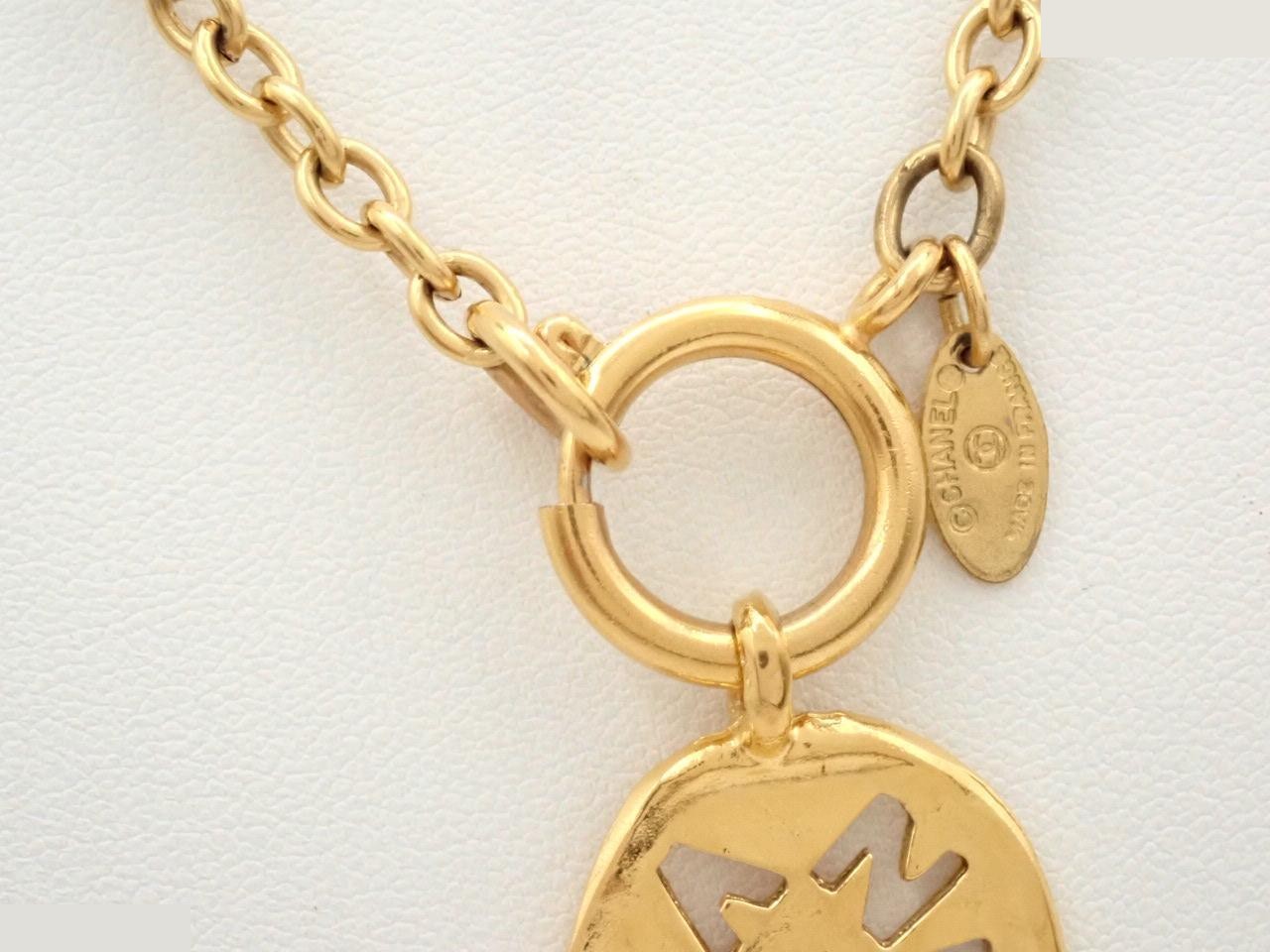 Gold necklace, chain approximately 44cm — view 2