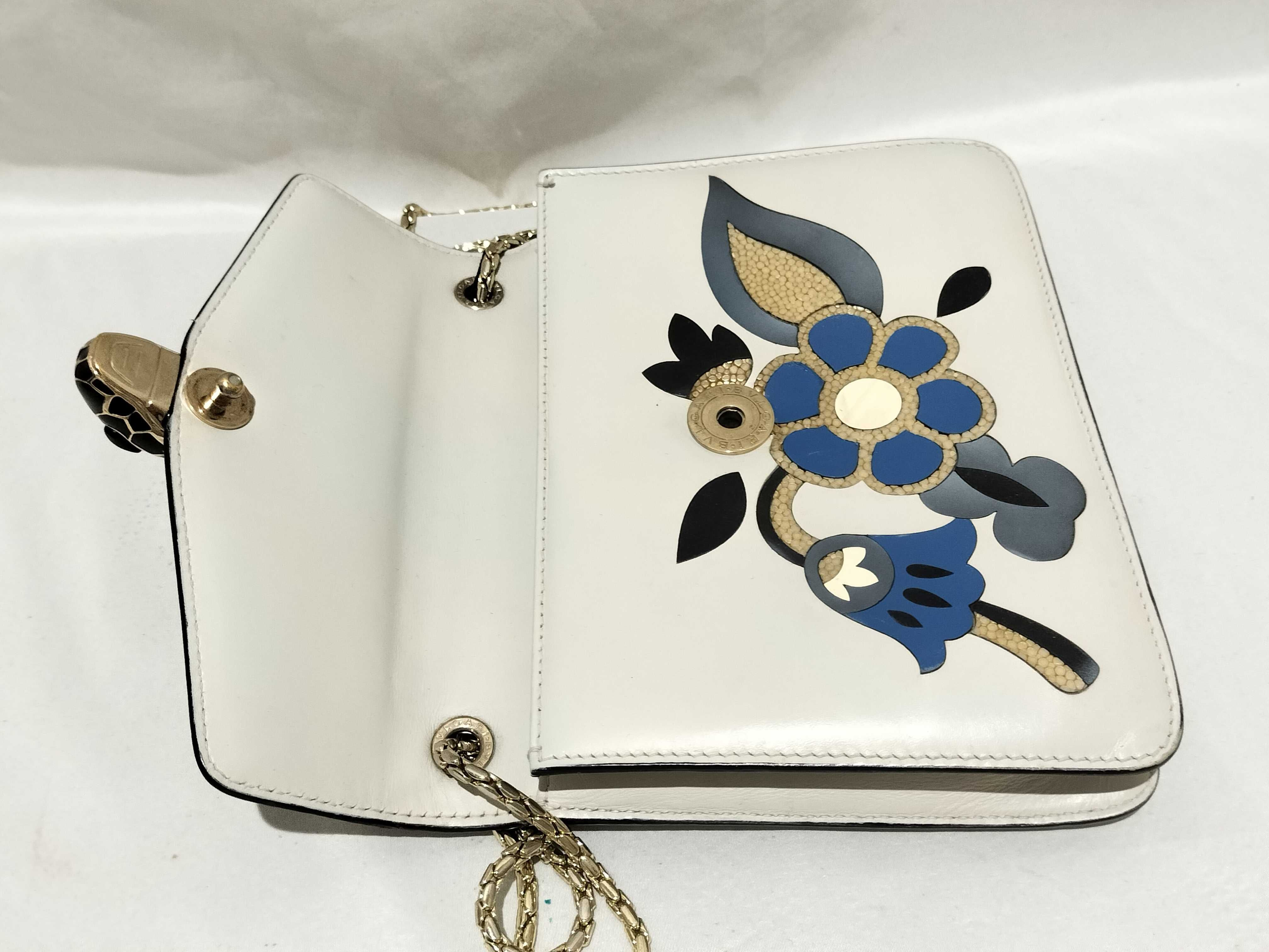 Serpenti Forever Flora Chain Shoulder Bag — view 10