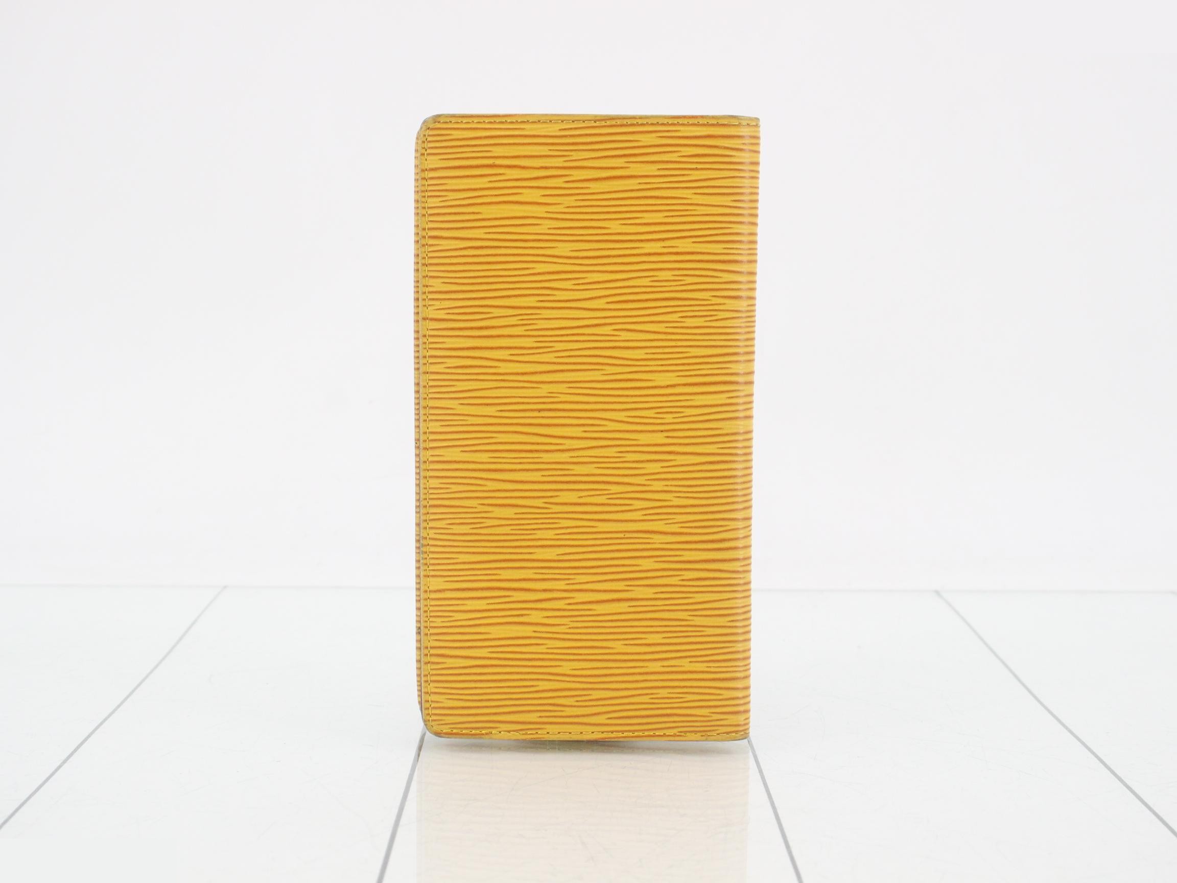 Epi Portecarte Credit Yen Tassili Yellow Billfold/Bi-fold Long Wallet — view 2