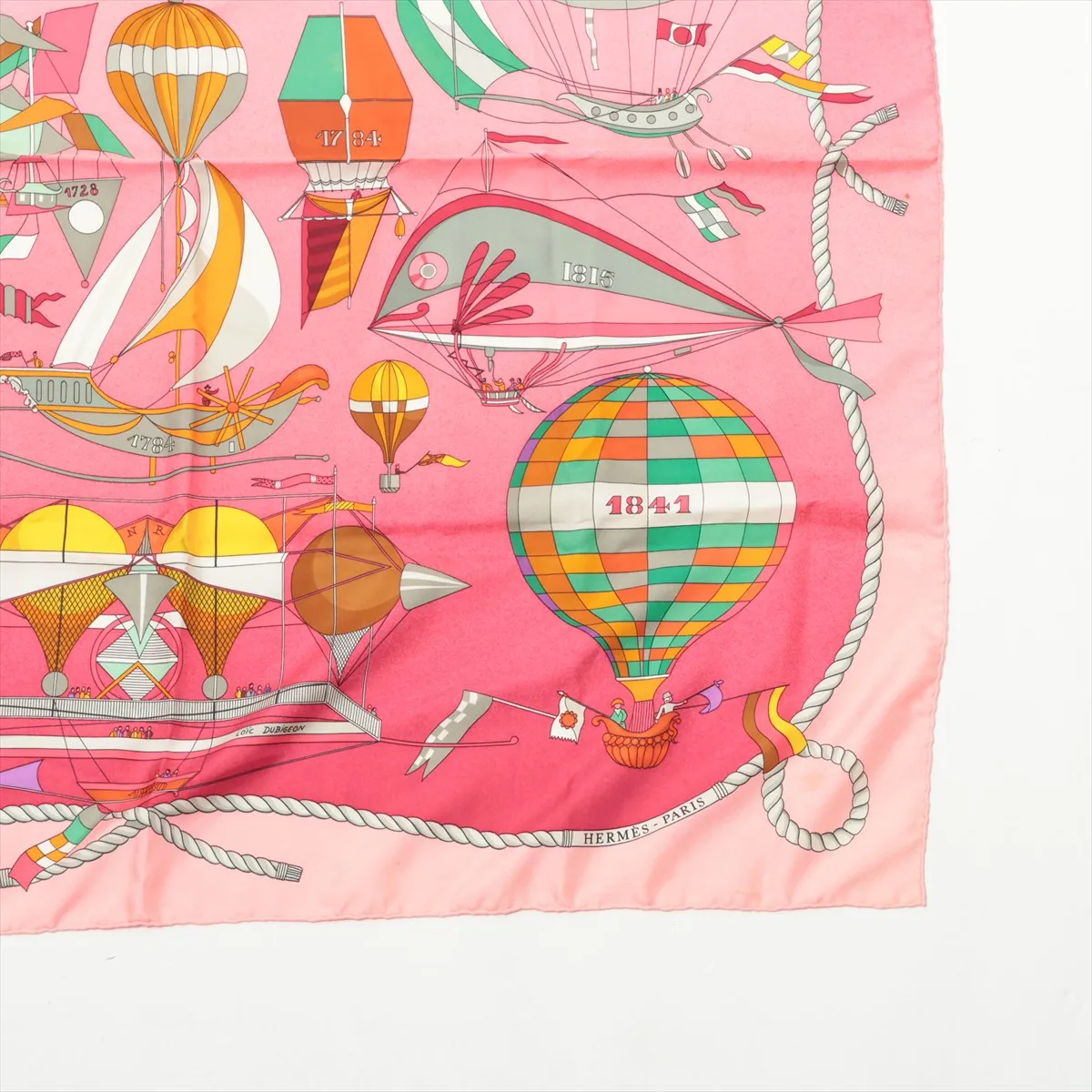 Carre 90 LES FOLIES DU CIEL Madness of the Sky Scarf Silk Pink Thread — view 4