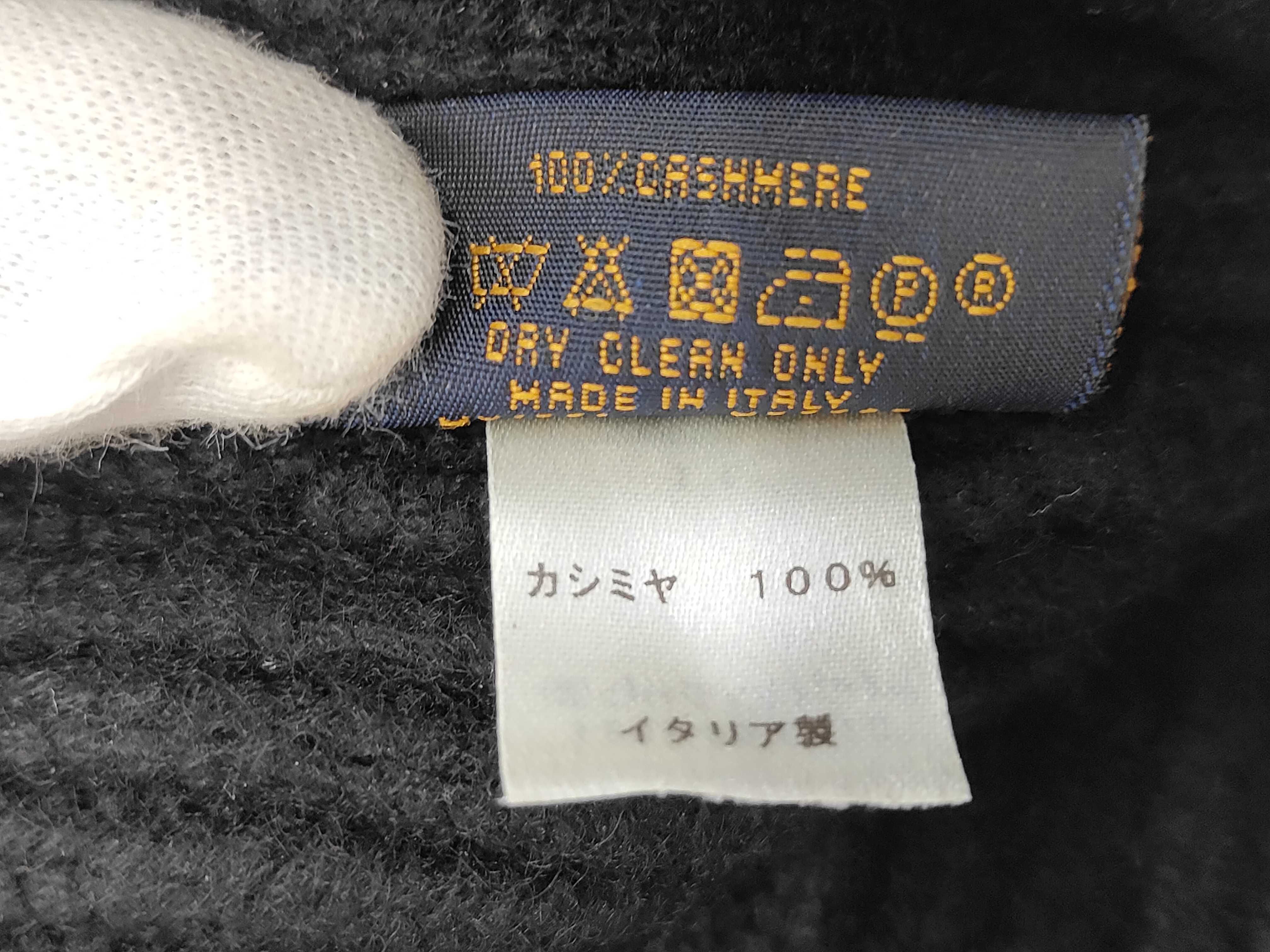 Knit Hat 100% Cashmere LV Logo Black Other Accessories — view 7