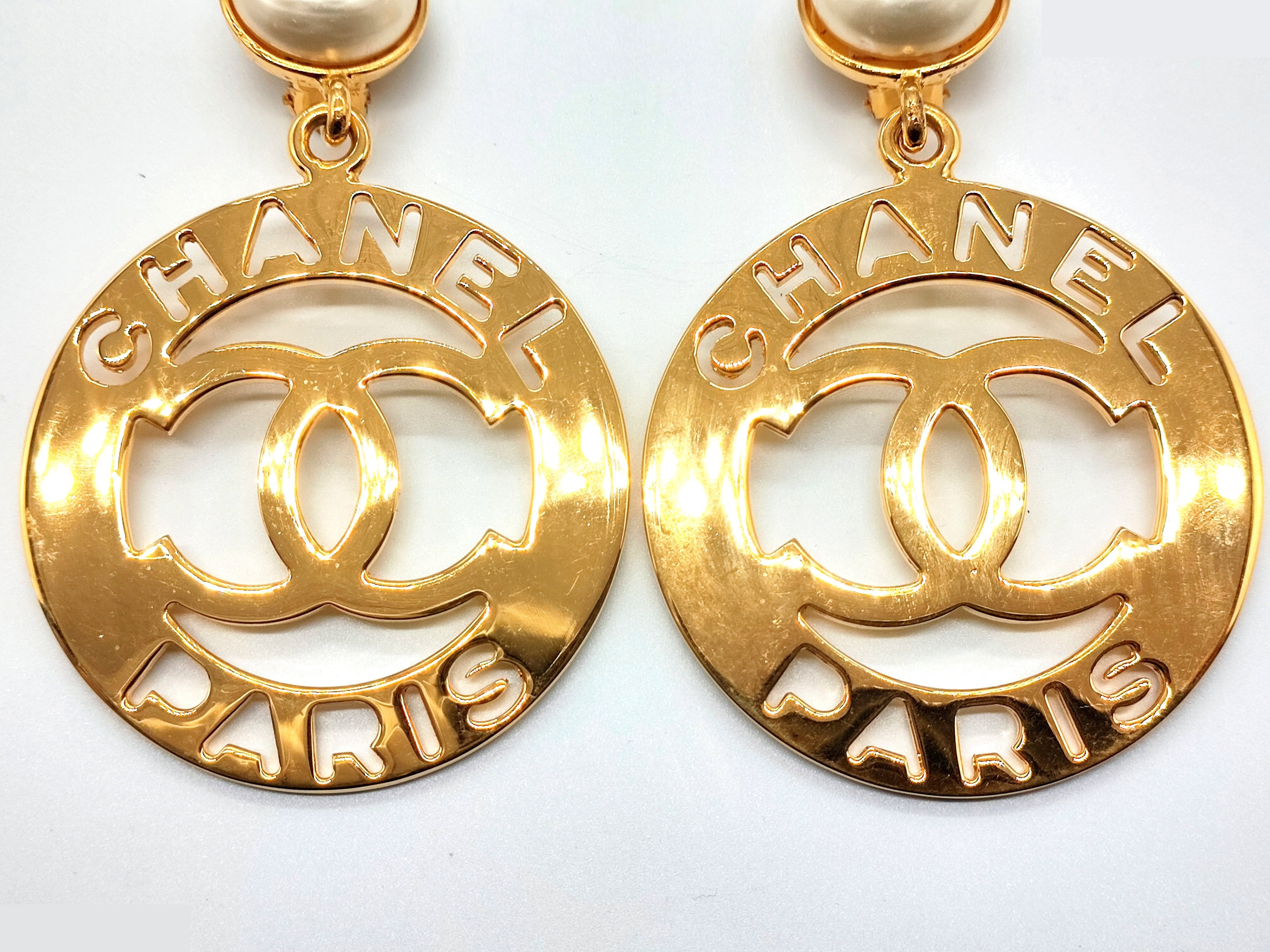 Big Coco Mark Pearl Swing Earrings — view 5
