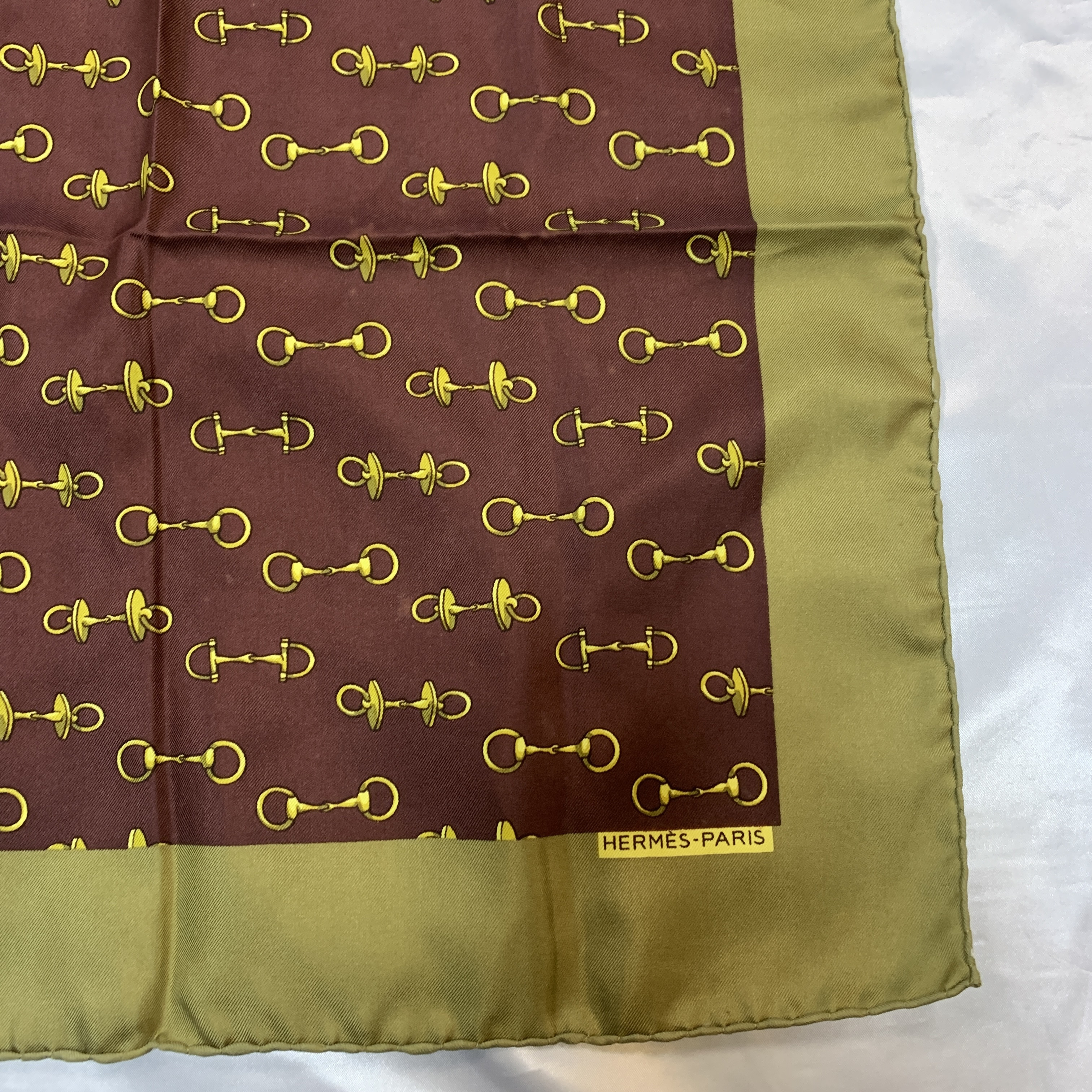 scarves and other accessories — view 6