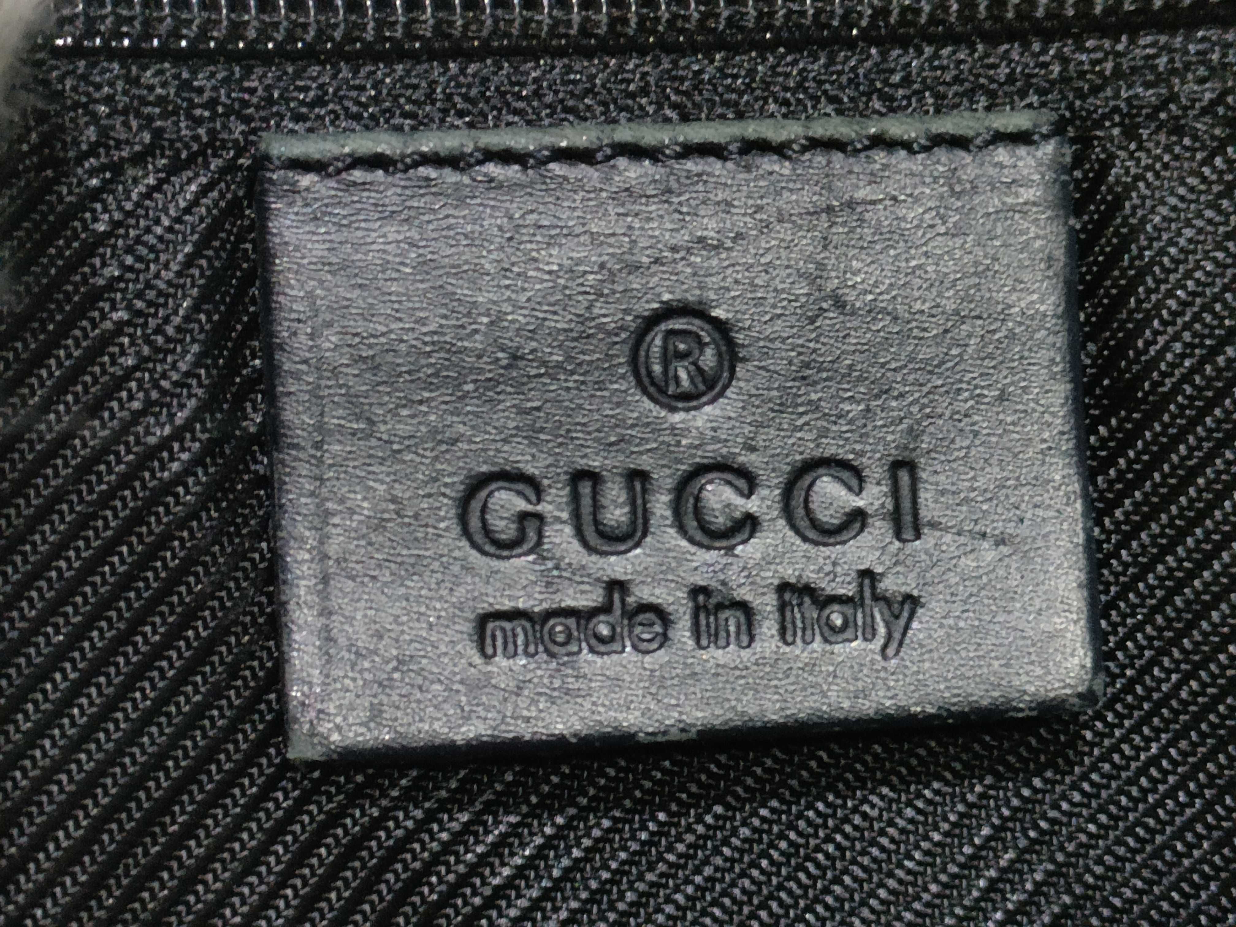 GG Canvas Shoulder Bag — view 11