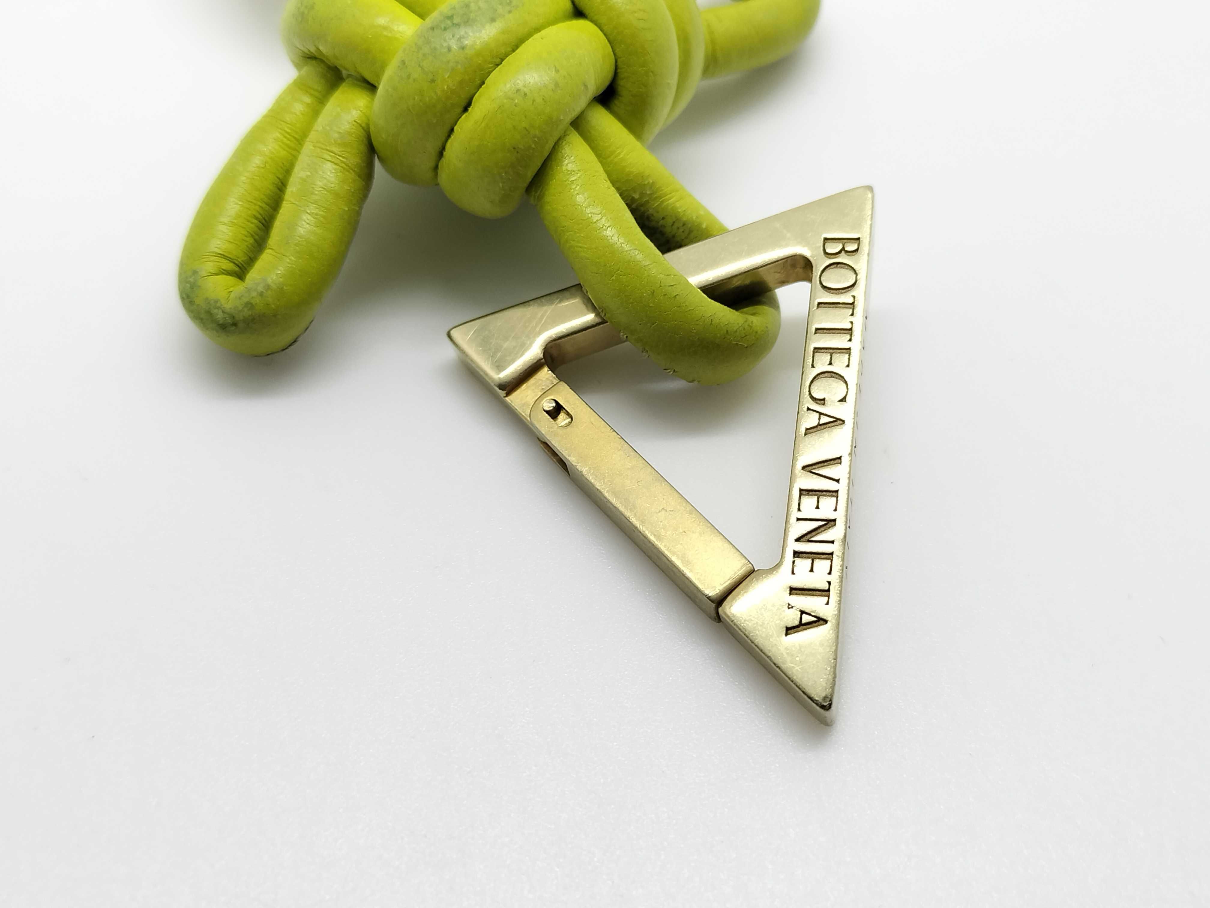 Triangle Strap — view 4