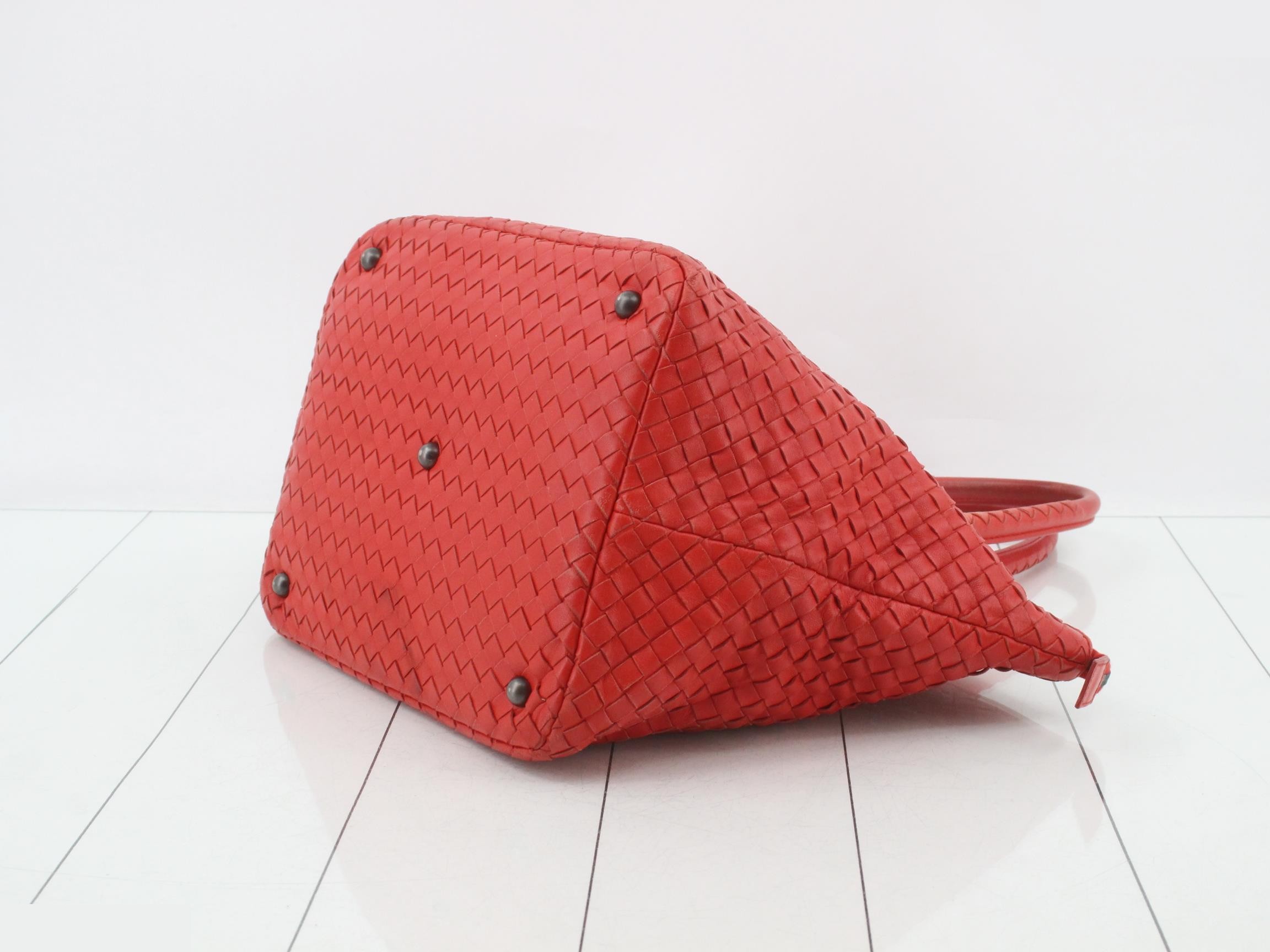 Intrecciato (bag) - Handbag - Red — view 6