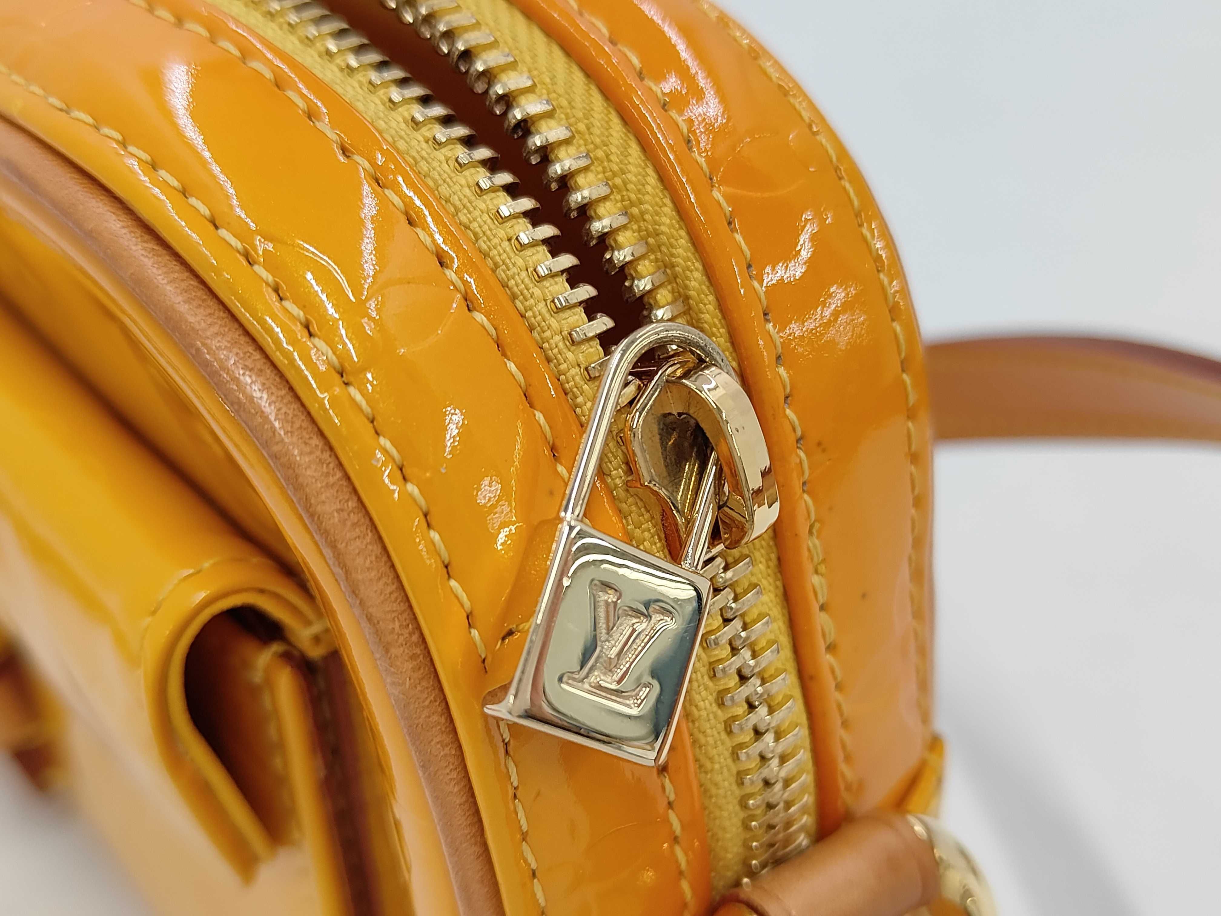 Vernis Louis Vuitton Vernis Christie MM Jaune TH0050 Shoulder Bag — view 11