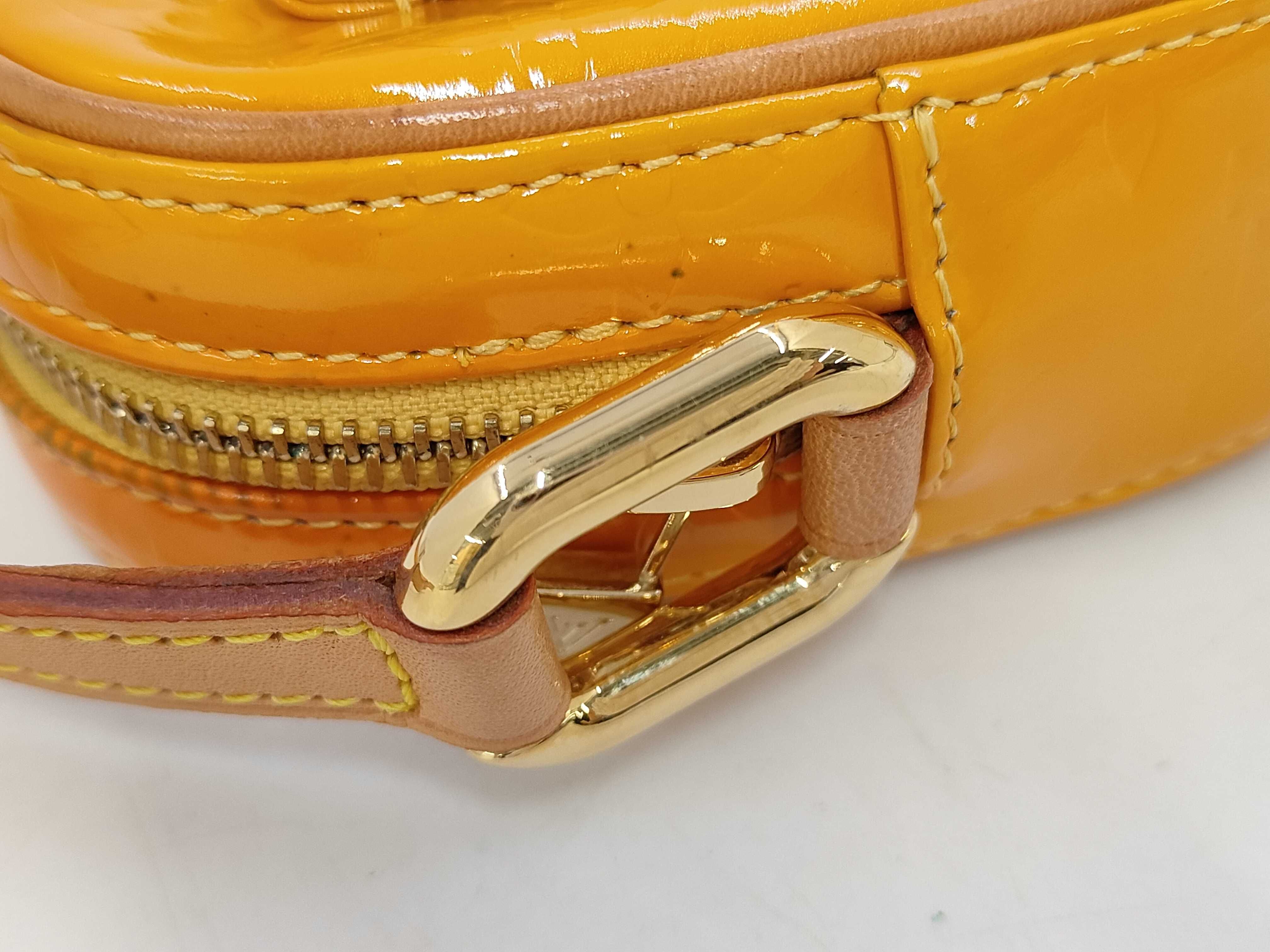 Vernis Louis Vuitton Vernis Christie MM Jaune TH0050 Shoulder Bag — view 7