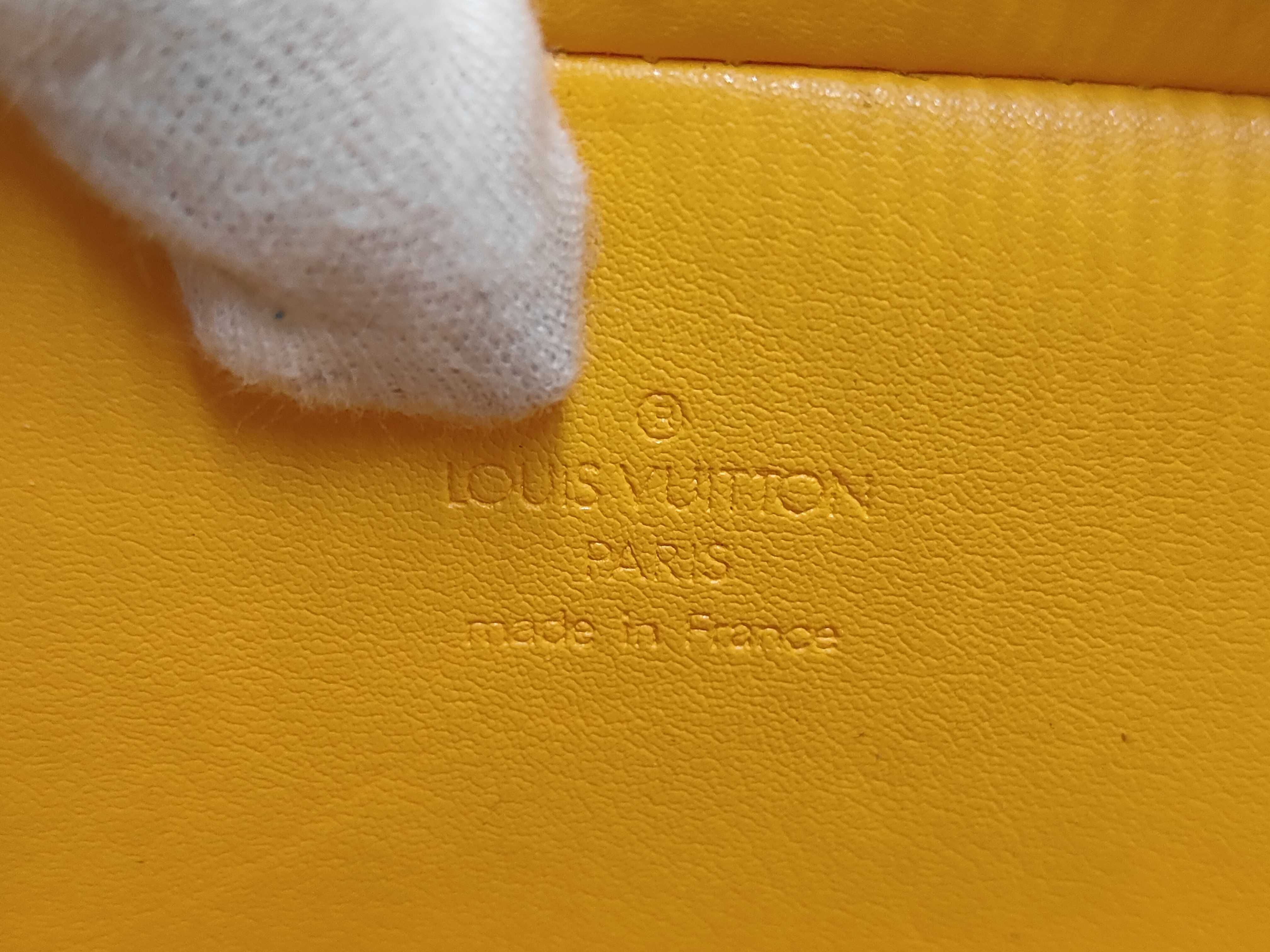 Vernis Louis Vuitton Vernis Christie MM Jaune TH0050 Shoulder Bag — view 10