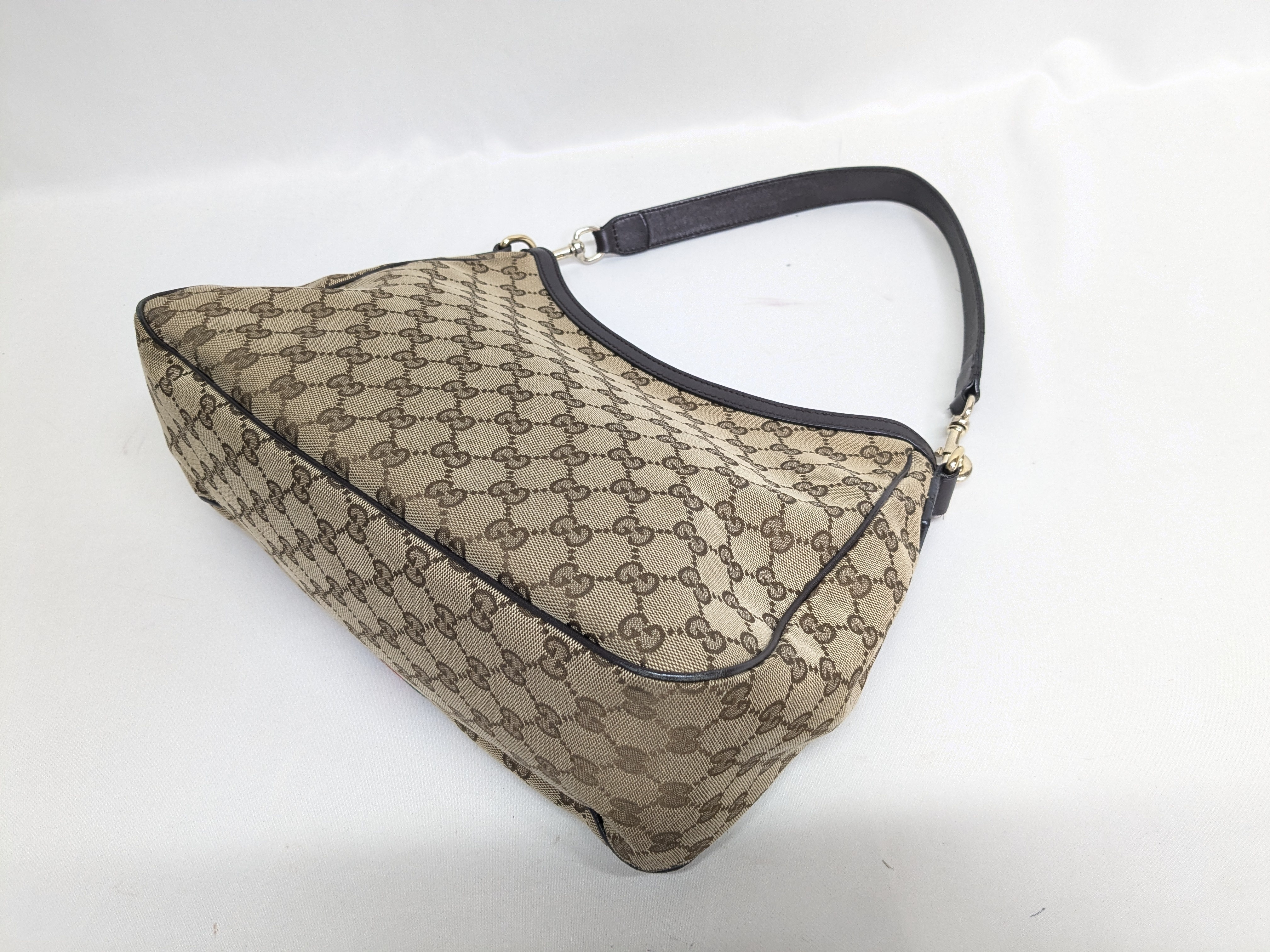 388921 Sherry One-Shoulder Bag — view 5
