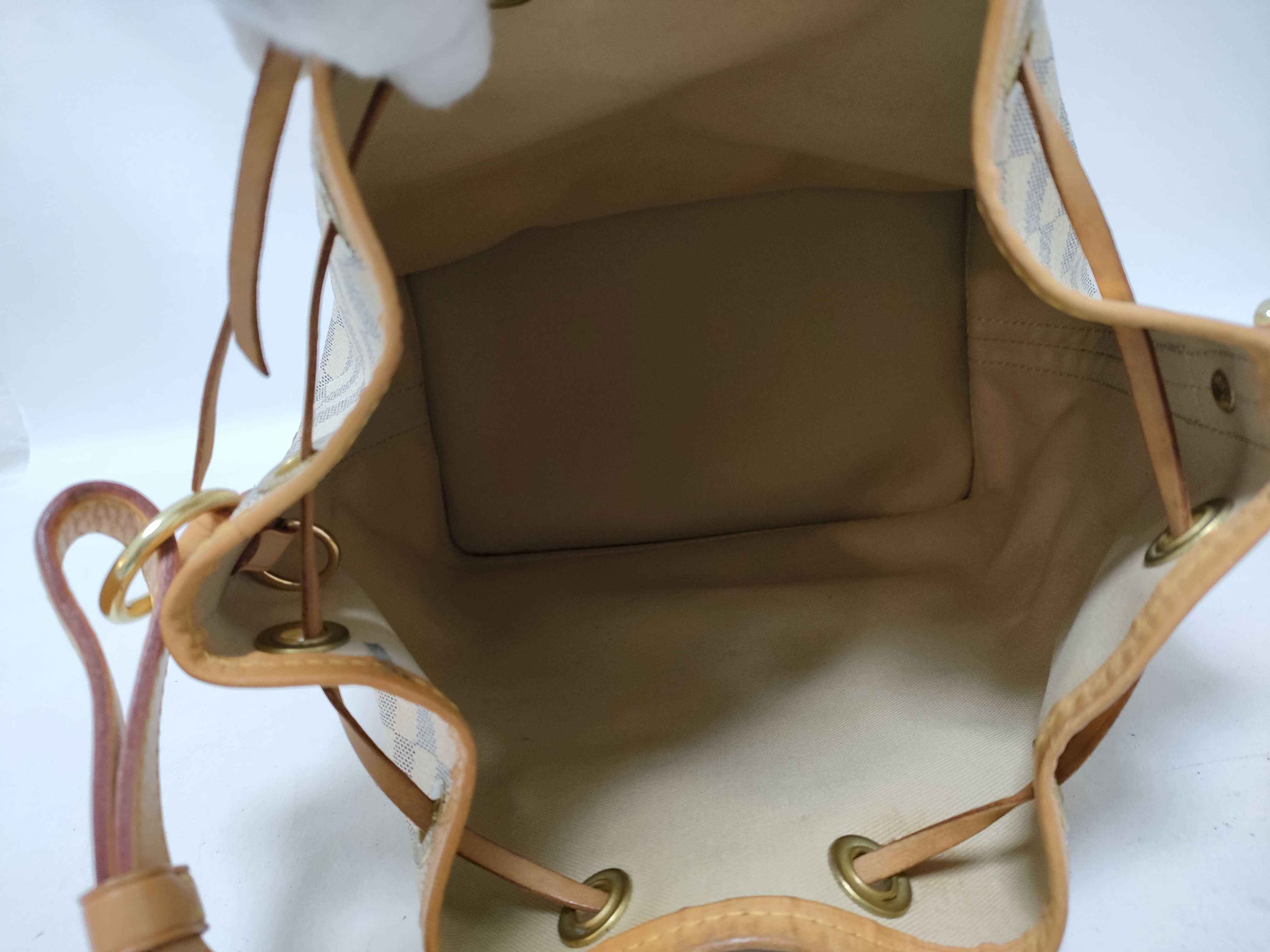 Damier Azur Louis Vuitton Damier Bucket Shoulder Bag — view 9