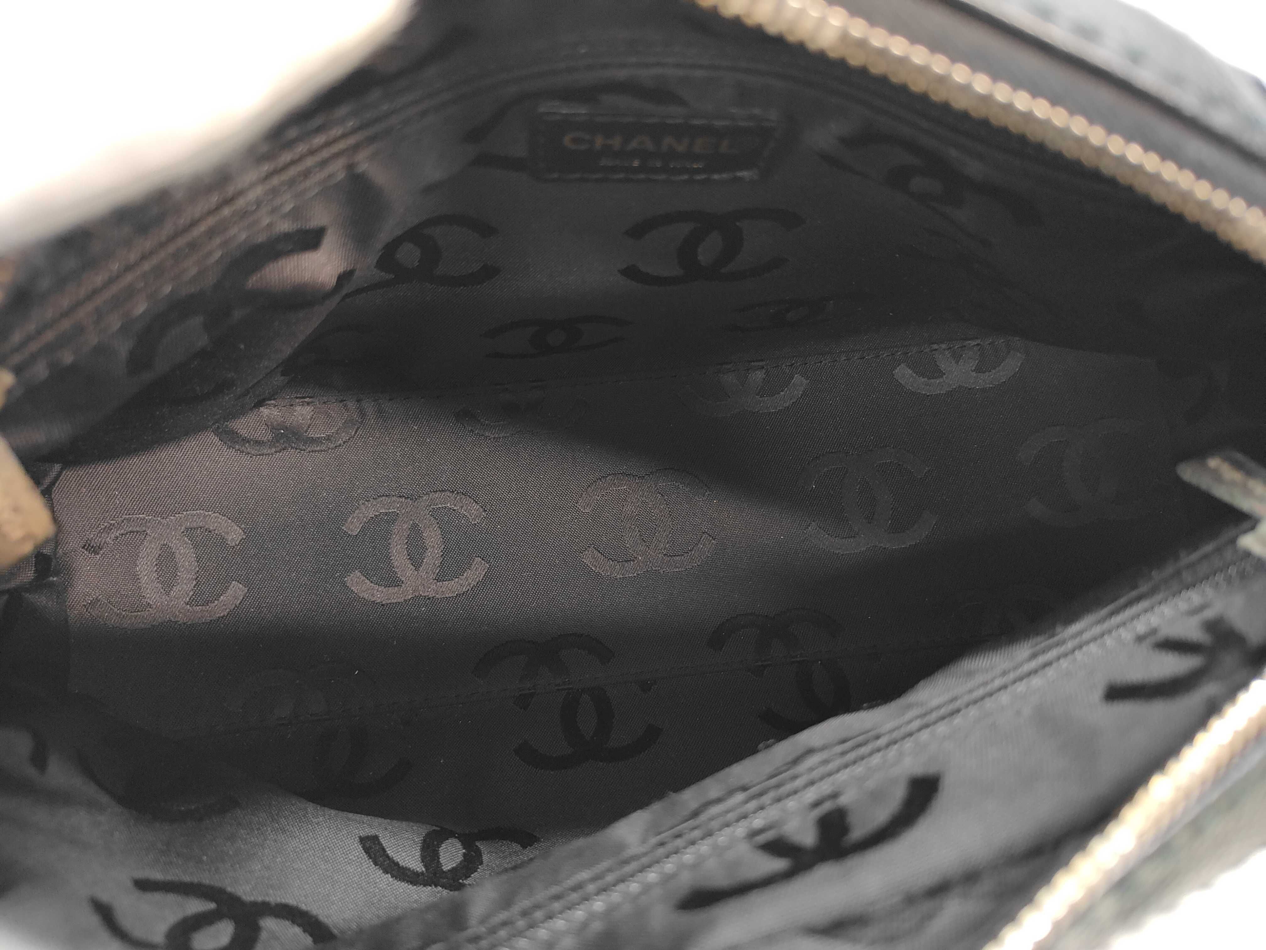caviar skin caviar wood shoulder bag — view 11