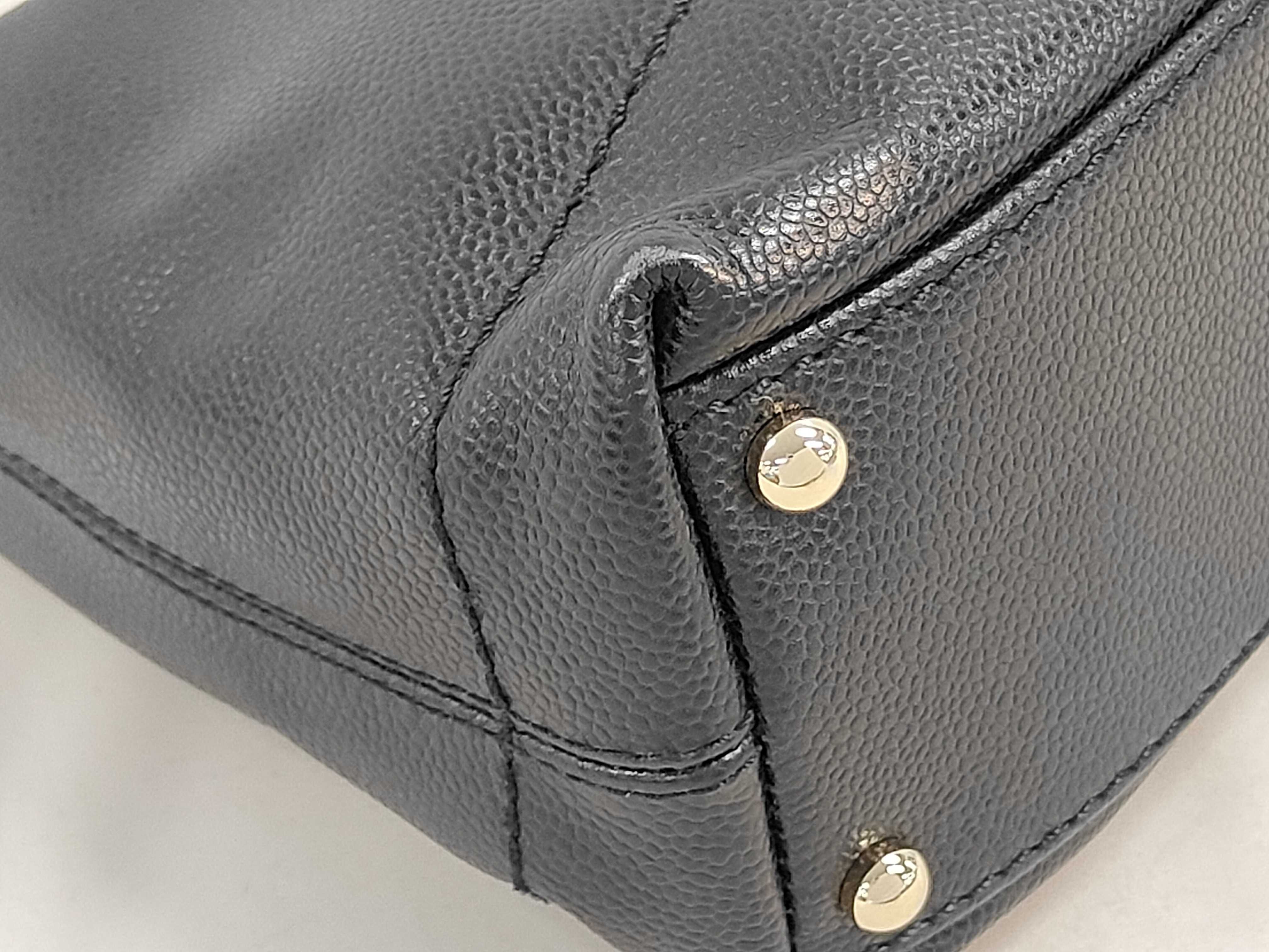 caviar skin caviar wood shoulder bag — view 8