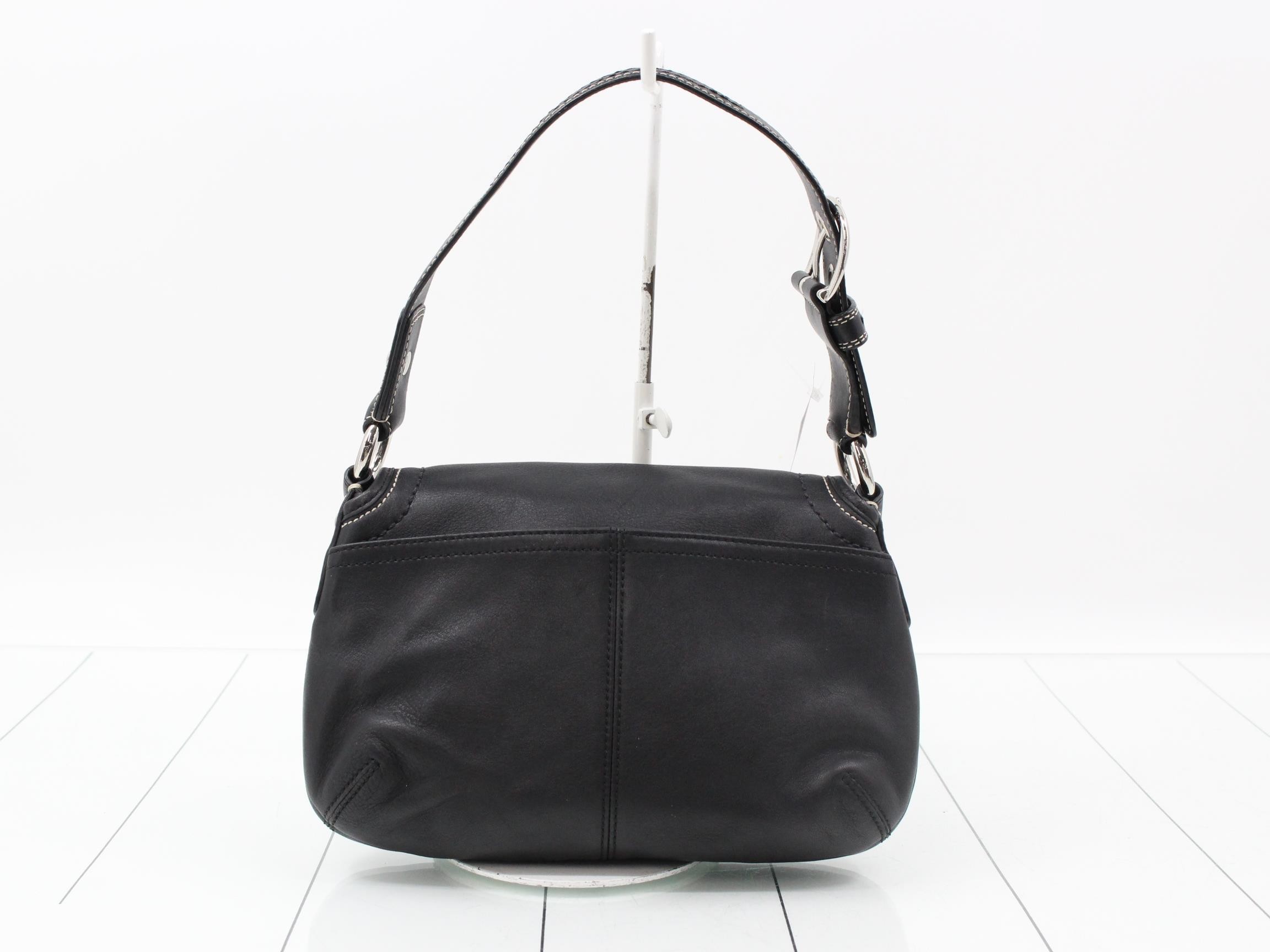 Leather shoulder bag with hardware — view 2