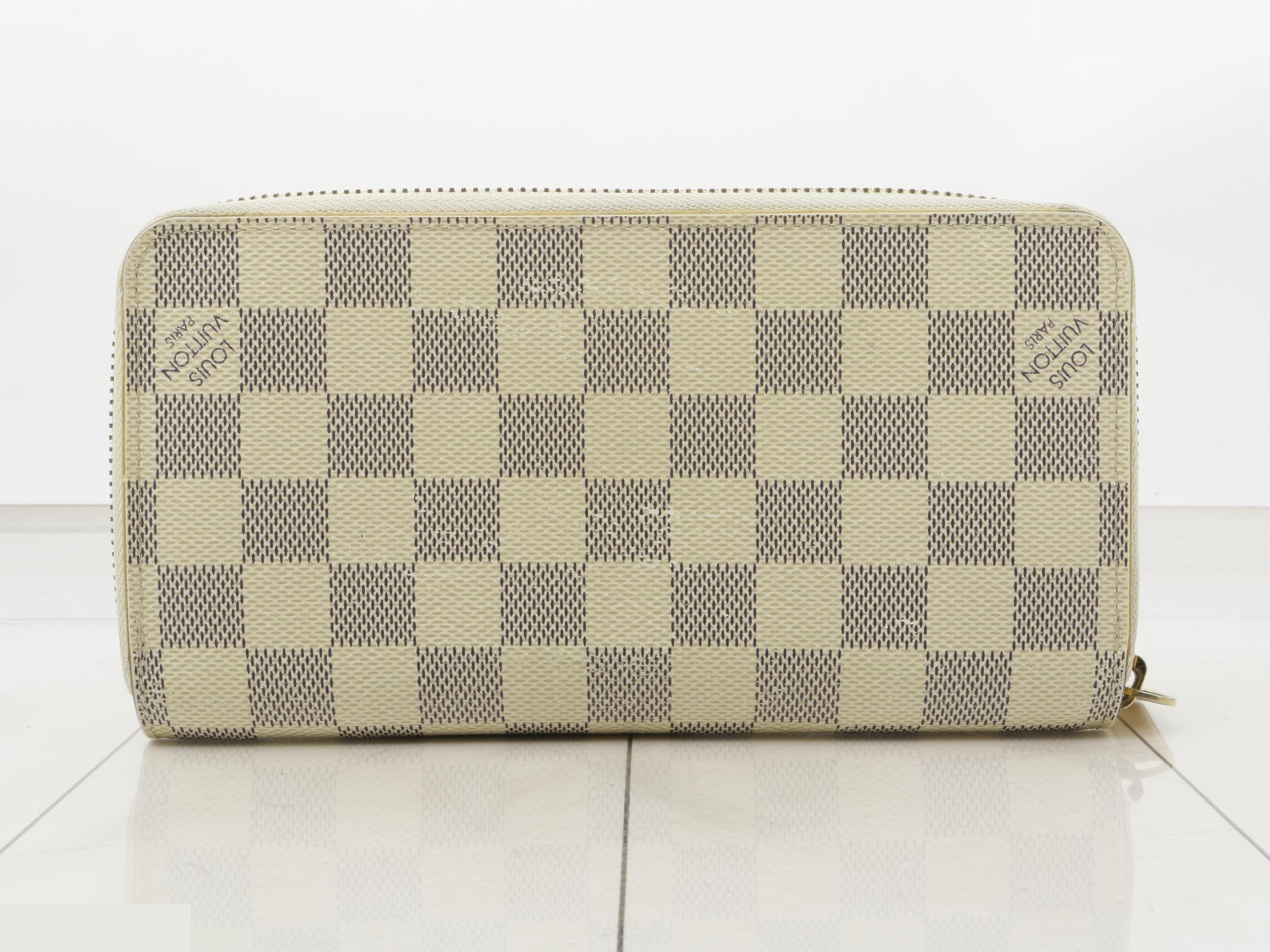Zippy Wallet — view 3