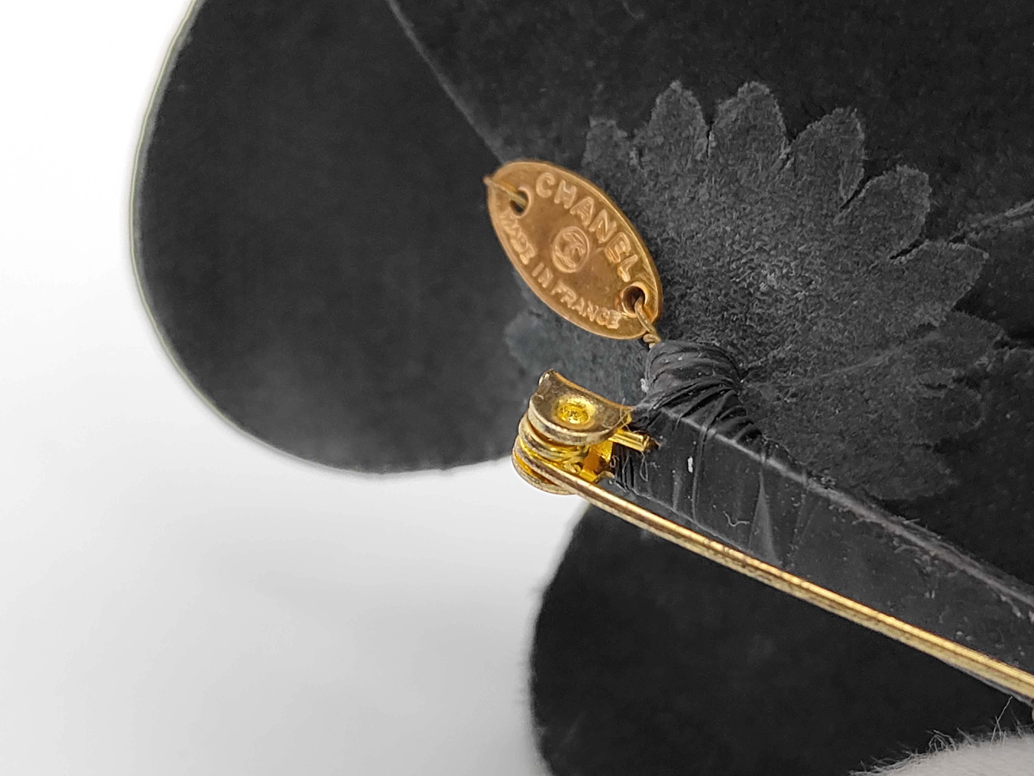 Camellia / Brooch — view 6