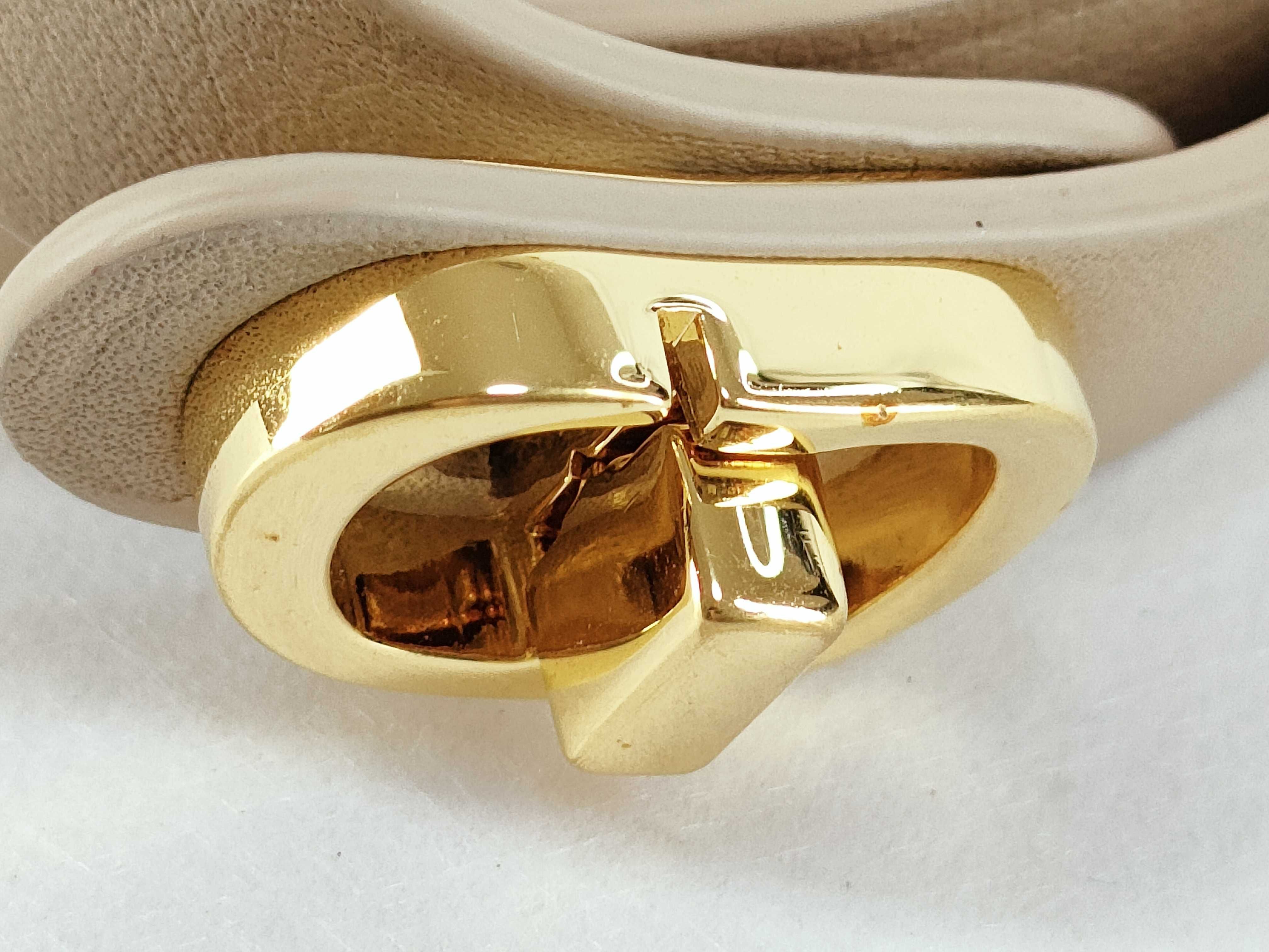 30 Montaigne Bracelet Bracelet/Bangle — view 4